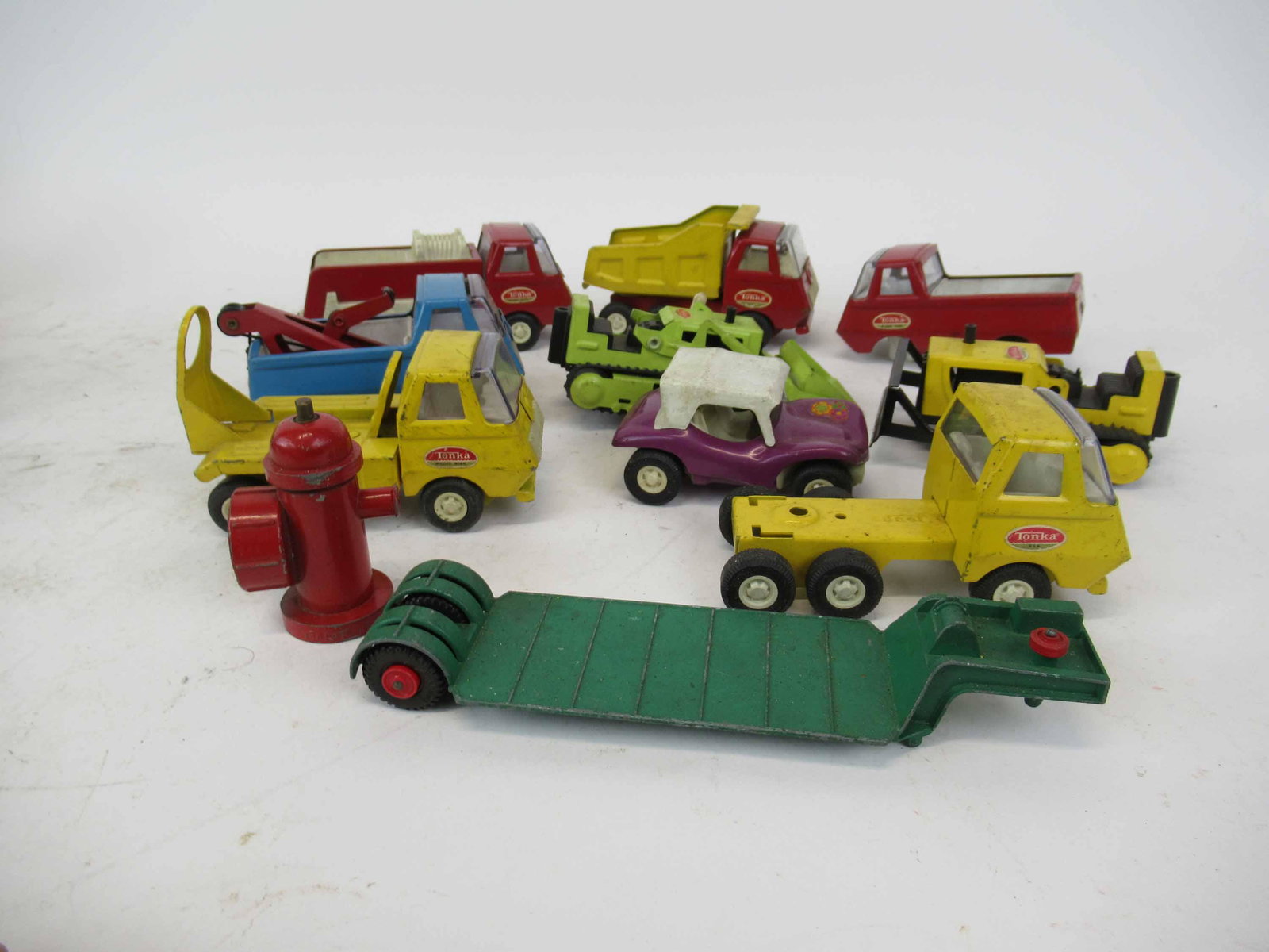Assortment of Tonka Toy Trucks Car Fire Hyrdrant (1 of 3)