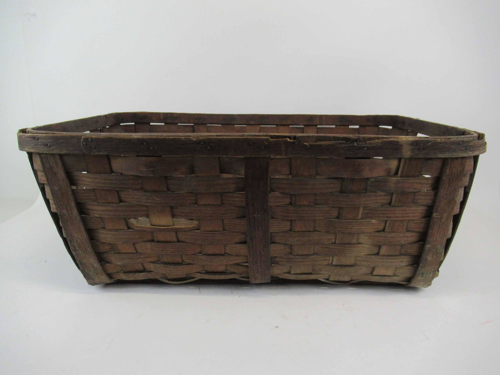 Large Double Handled Woven Basket (1 of 8)