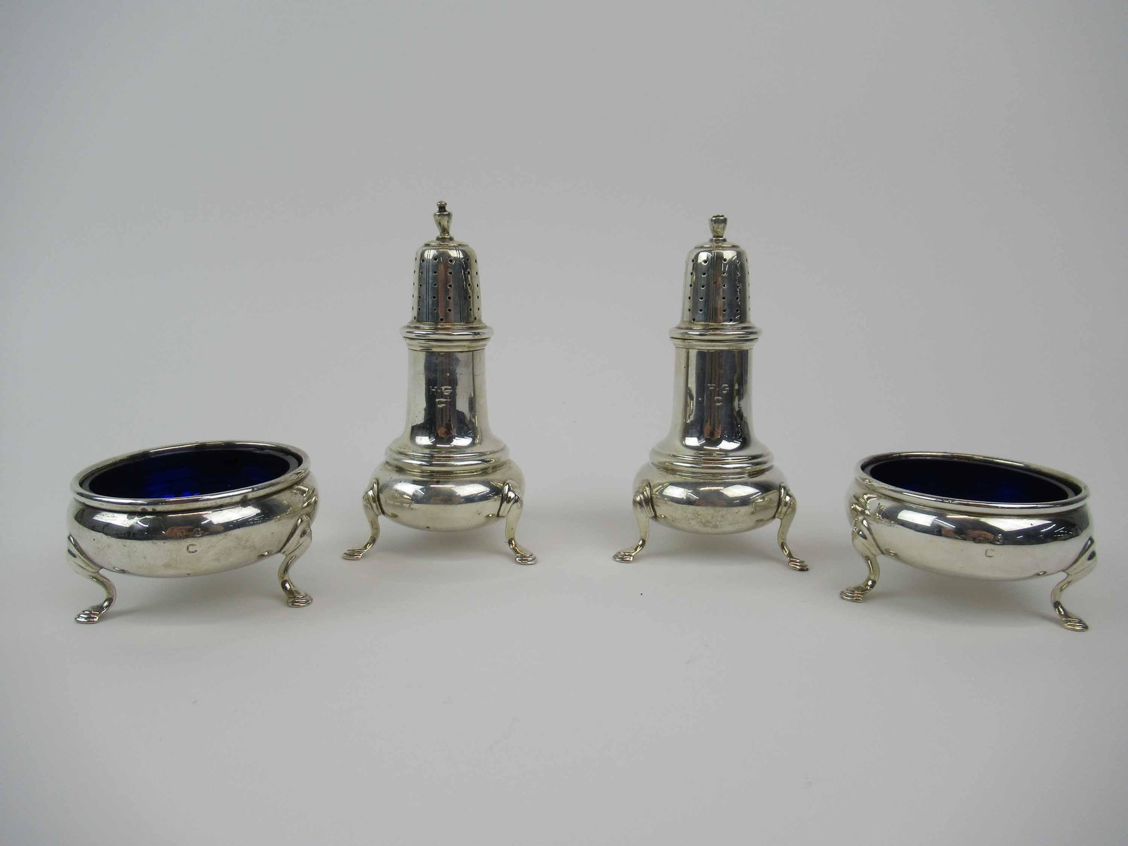 2 Pair of Sterling Silver Master Salt and Pepper (1 of 5)