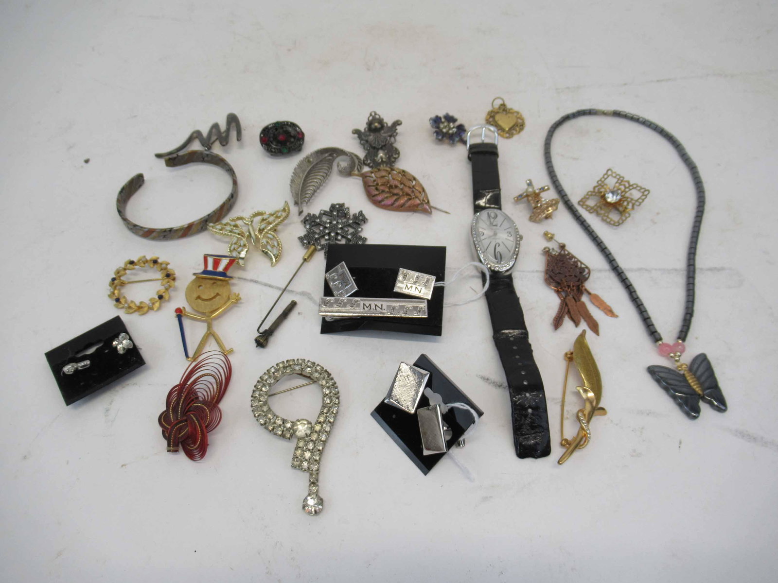 Group of Assorted Costume Jewelry (1 of 6)