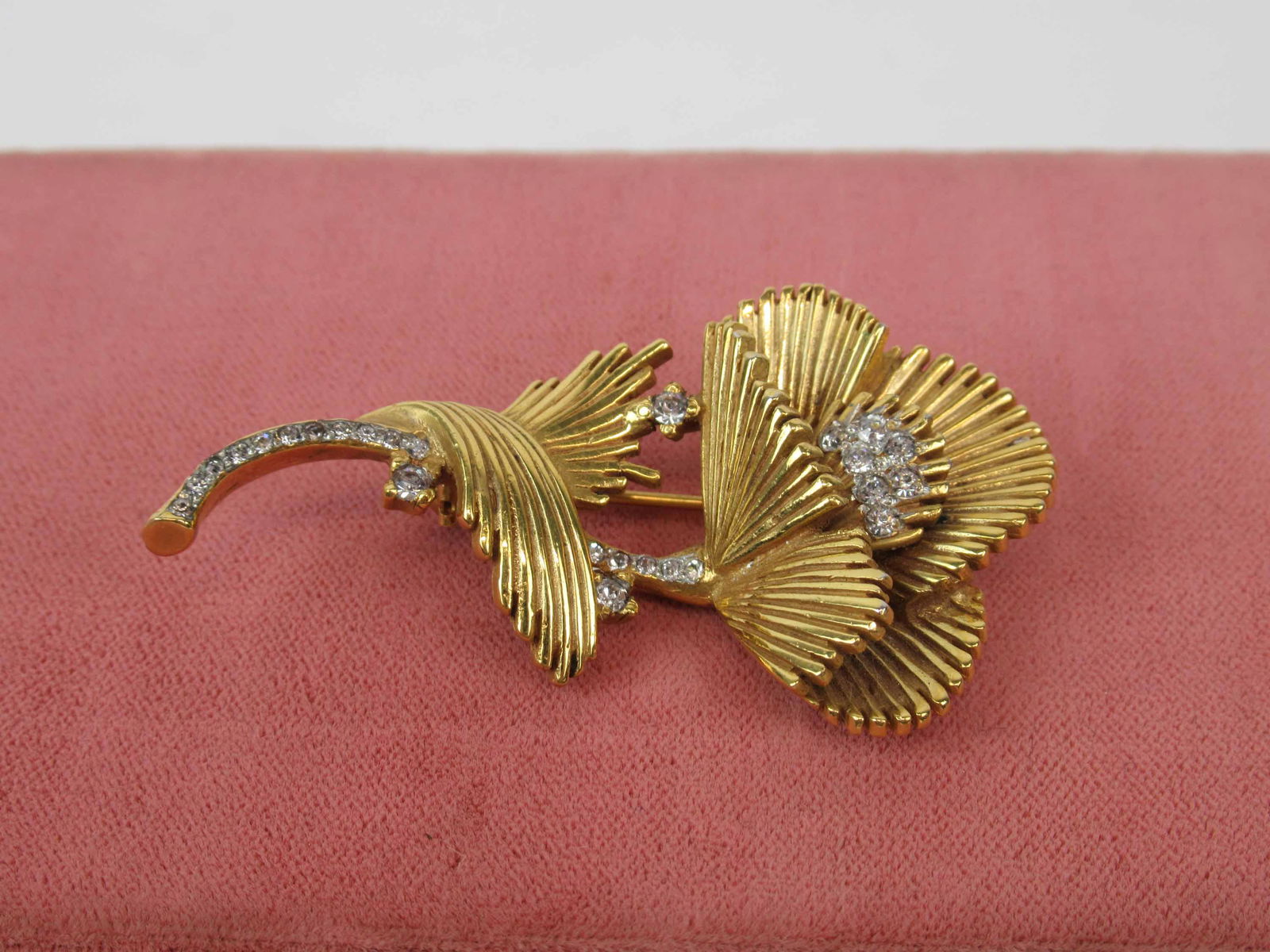 Costume Gold Tone Floral Brooch: 2"l x 1-1/2"w.