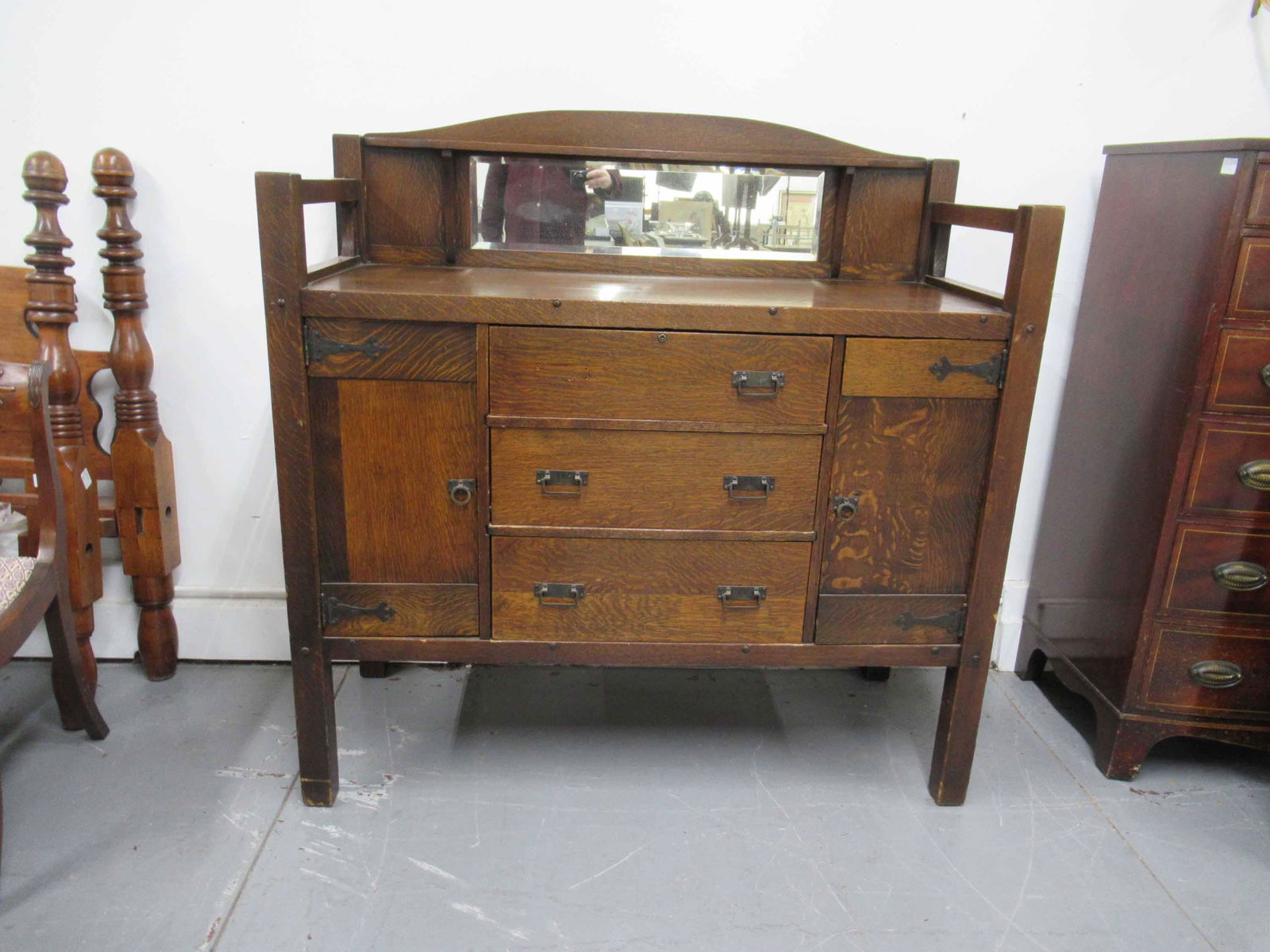 Mission Style Oak Sideboard Cabinet (1 of 5)