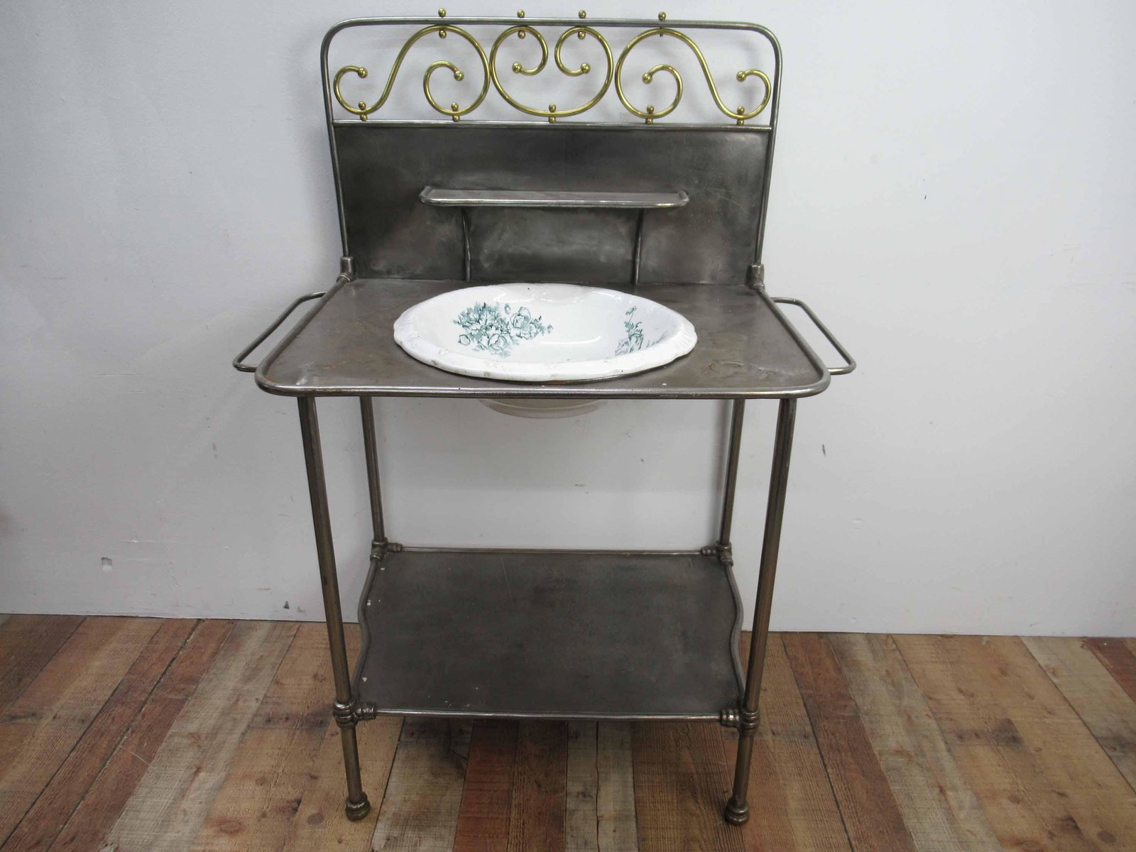 French Country Iron Washstand (1 of 6)
