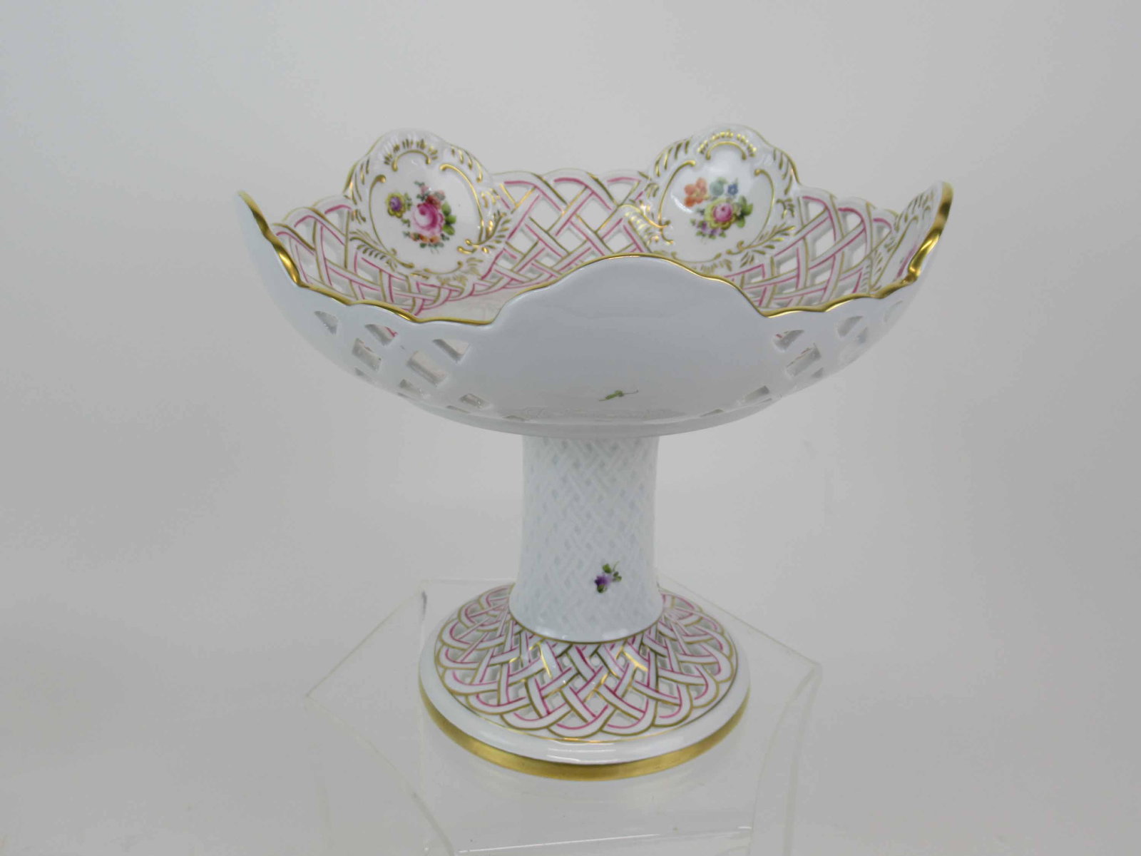 Herend Bouquet of Flowers Footed Compote: Herend Bouquet of Flowers Footed Compote. Used condition. 8 1/2" tall x 9 1/2" diameter.