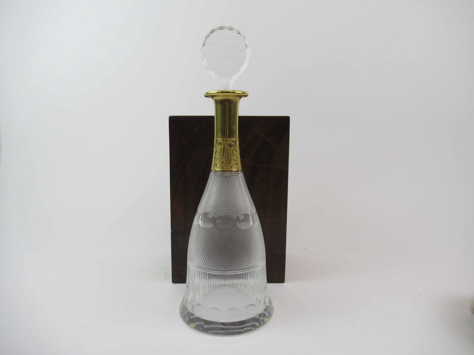 Moser Crystal Splendid Glass Gold Decanter (1 of 6)