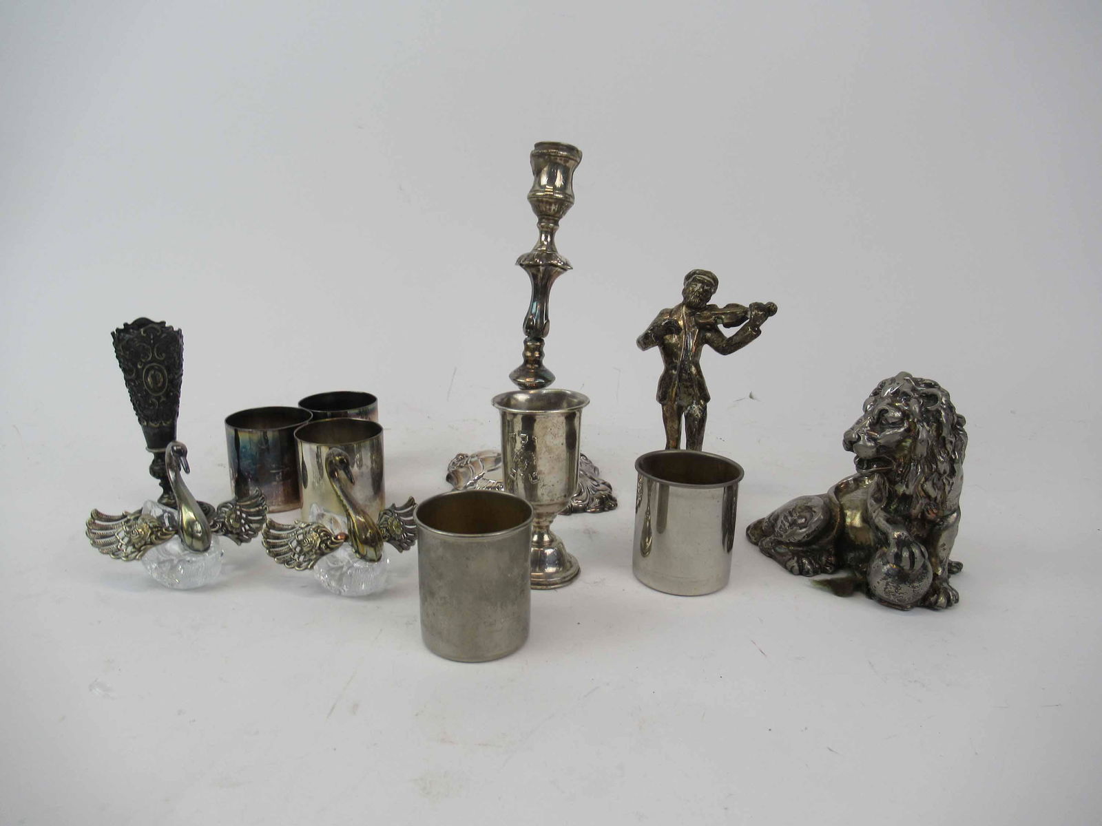 Group of Assorted Silver Plated Table Articles (1 of 5)