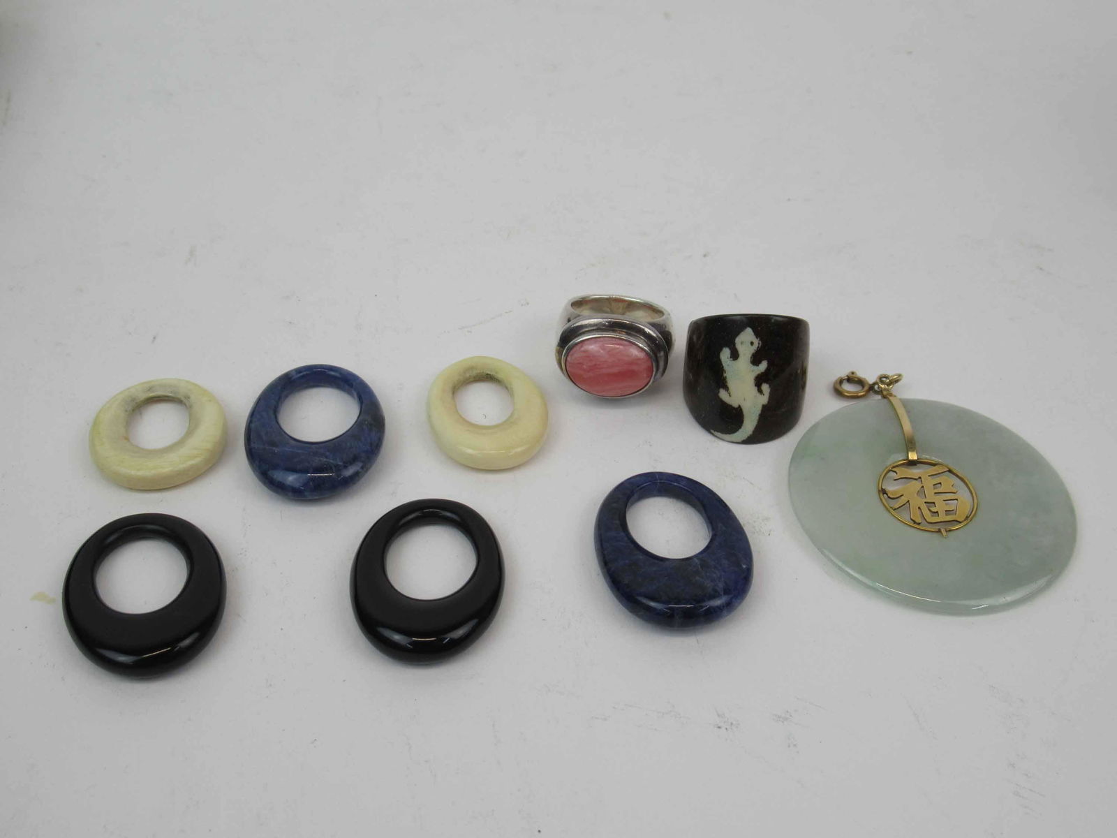 Gold Tone Mounted Jade Circular Pendant (1 of 6)