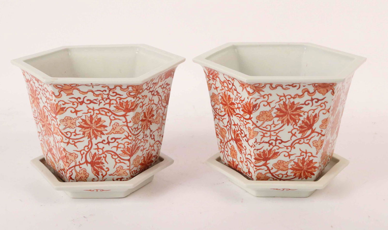 Pair Chinese Export Hexagonal Cache Pot (1 of 5)