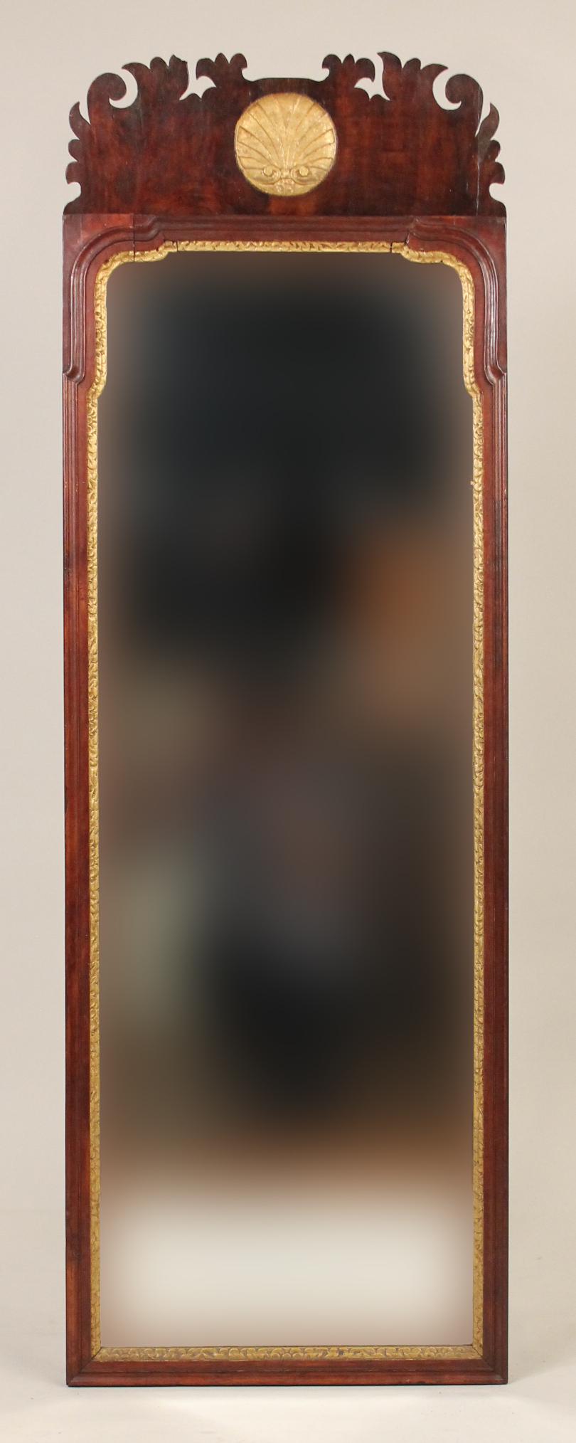Queen Anne Parcel-Gilt Mahogany Mirror (1 of 5)