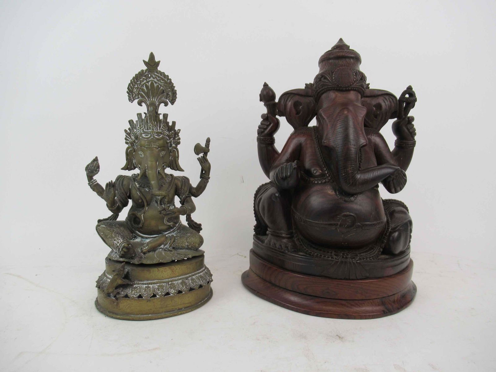 Carved Wooden Diety Ganesh Hindu Statue (1 of 8)