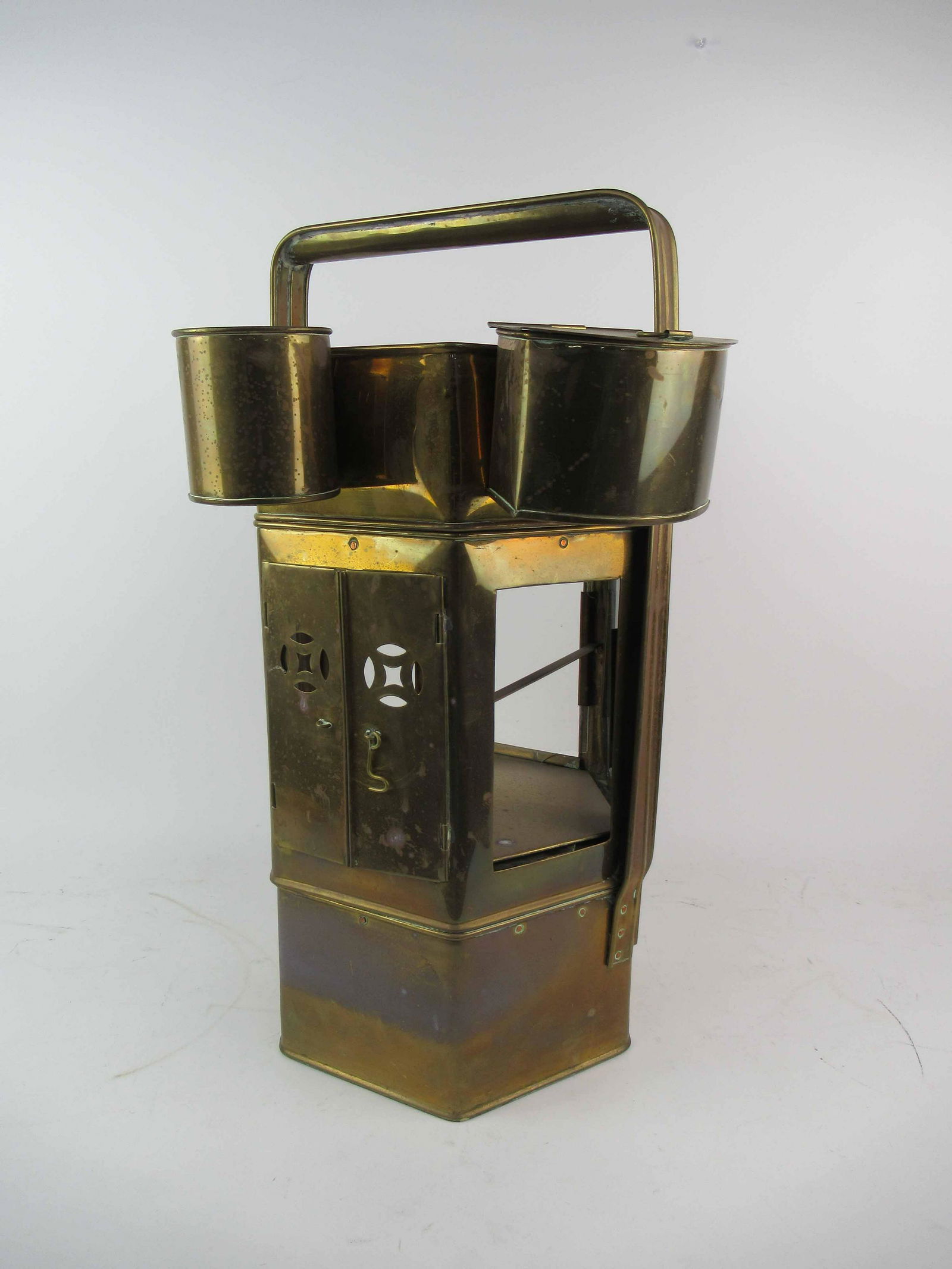 Oriental Brass and Glass Noodle Cart (1 of 5)