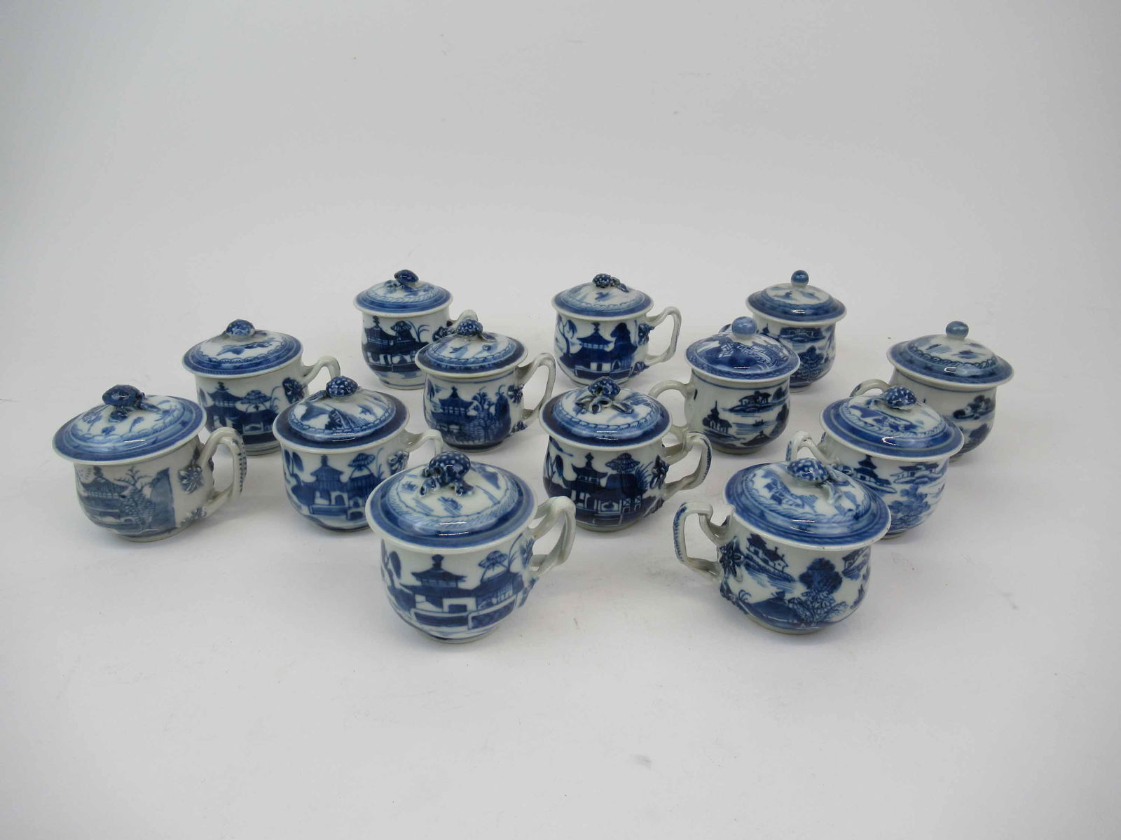 13 Canton Chinese Export Pots De Creme Syllabub (1 of 14)