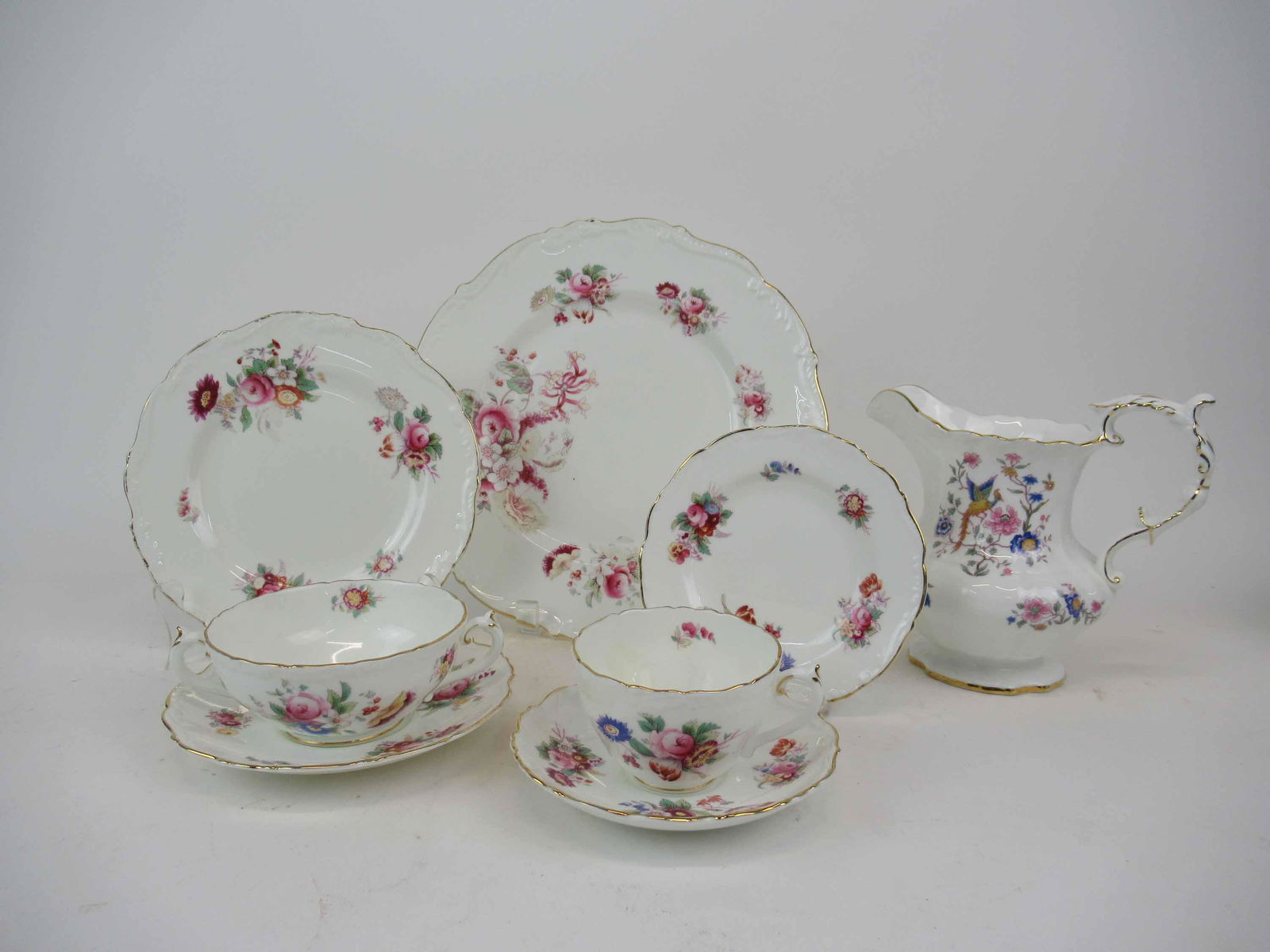 Coalport Partial Dinner Service (1 of 4)