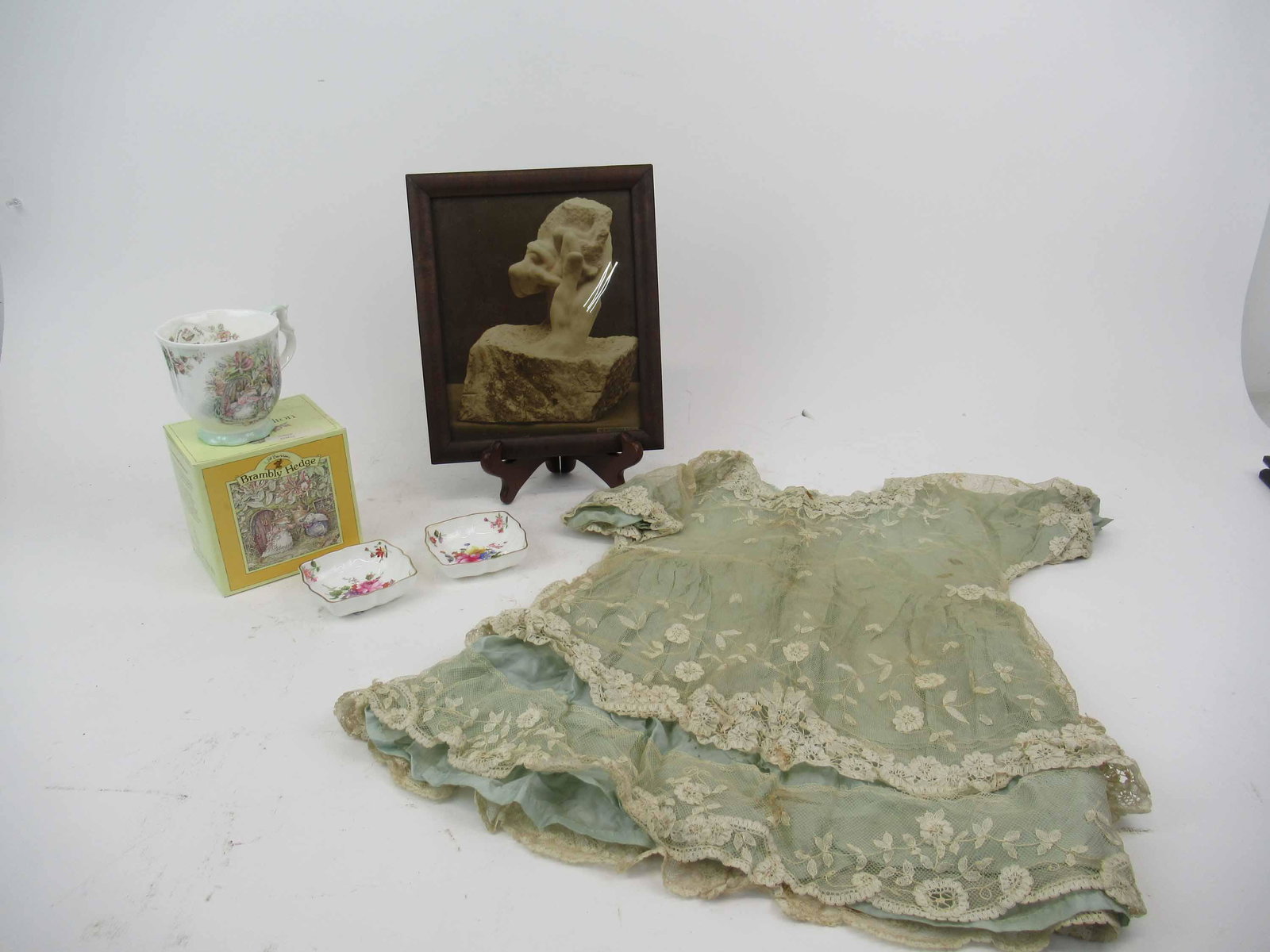 Royal Doulton Brambly Hedge Summer Beaker Mug: Royal Doulton Brambly Hedge Summer Beaker Mug. Together with 2 Royal Crown Derby Trinket Dish, framed M.M.A photo and a vintage childs dress. Used condition, wear, worn, stains, holes.