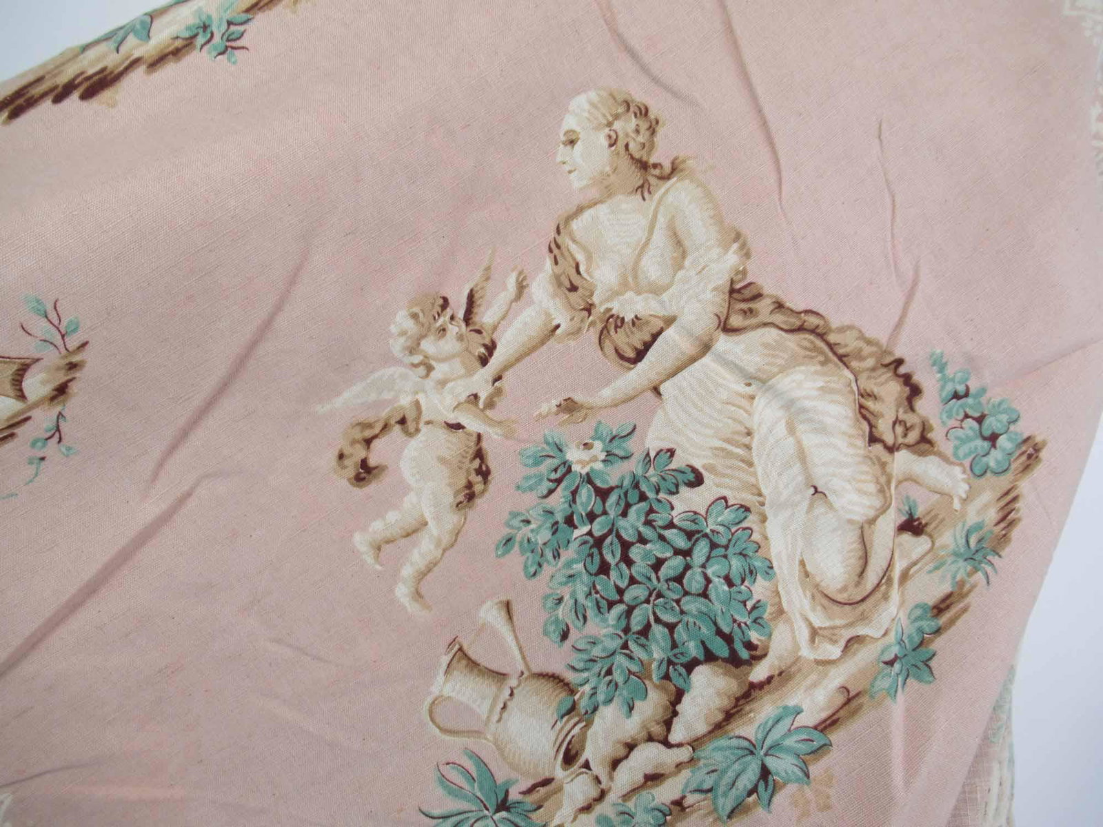 Brunschwig & Fils Linen Hard Blocked Fabric: Brunschwig & Fils Linen Hard Blocked Fabric. Used Condition. Size change Approx 60 yards long x 32" wide