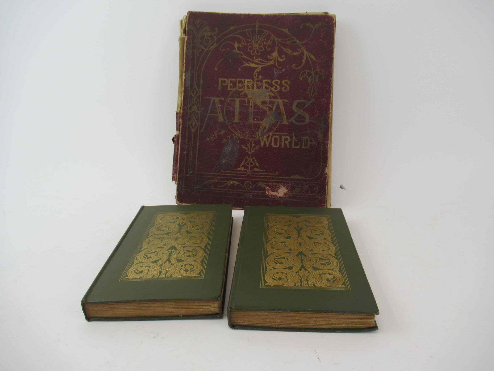 The Life of Benvenuto Cellini 1906 Vol 1-2: The Life of Benvenuto Cellini Written By Himself 1906 Vol 1-2 Illustrated, published 1906 by Brentano, NY green cloth covers with gilt decorations, used condition, together with â€œThe Twentieth C