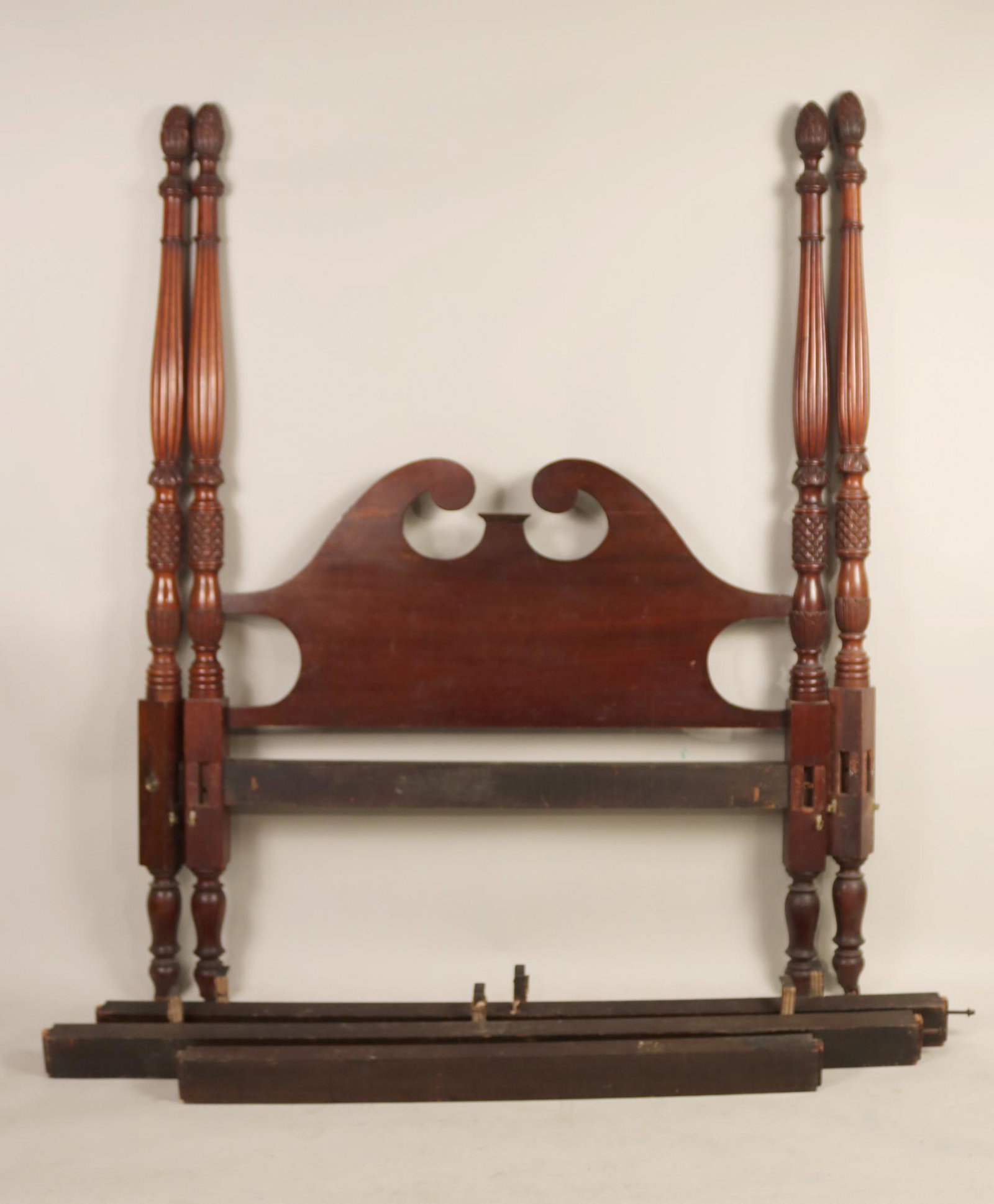 Federal Mahogany Four Poster Bedstead: American, 19th C. Apx. 7'h x 7'3"l x 5'3"w Provenance: Property from the Estate of Judith Applegate, Princeton, NJ.
