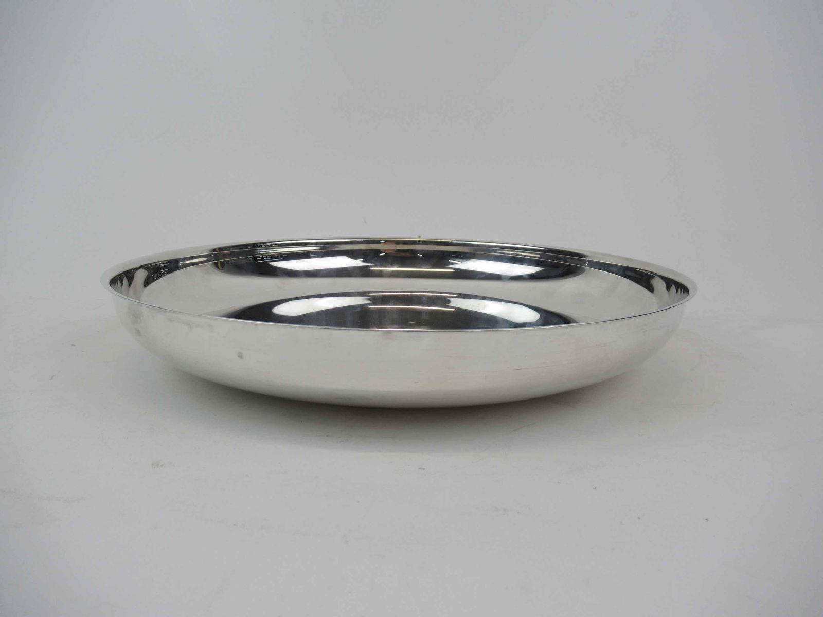 Silver Plated Circular Bowl (1 of 3)