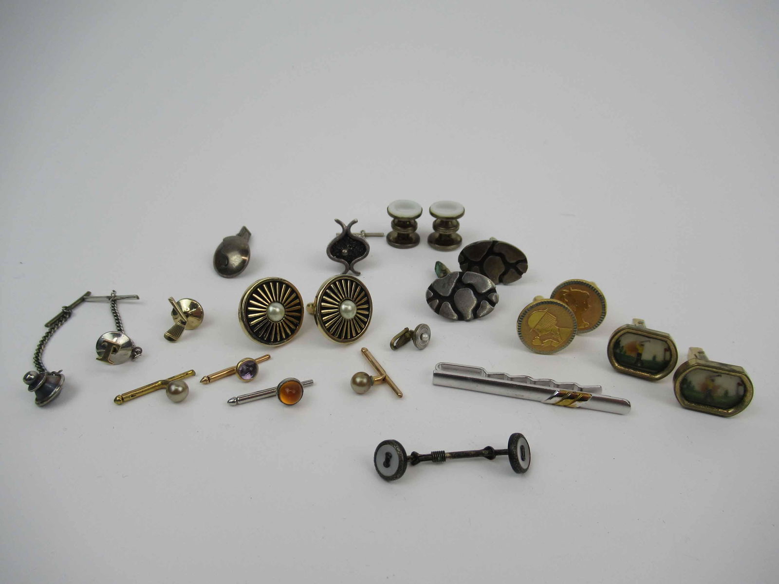 Group of Assorted Cuff Links (1 of 9)