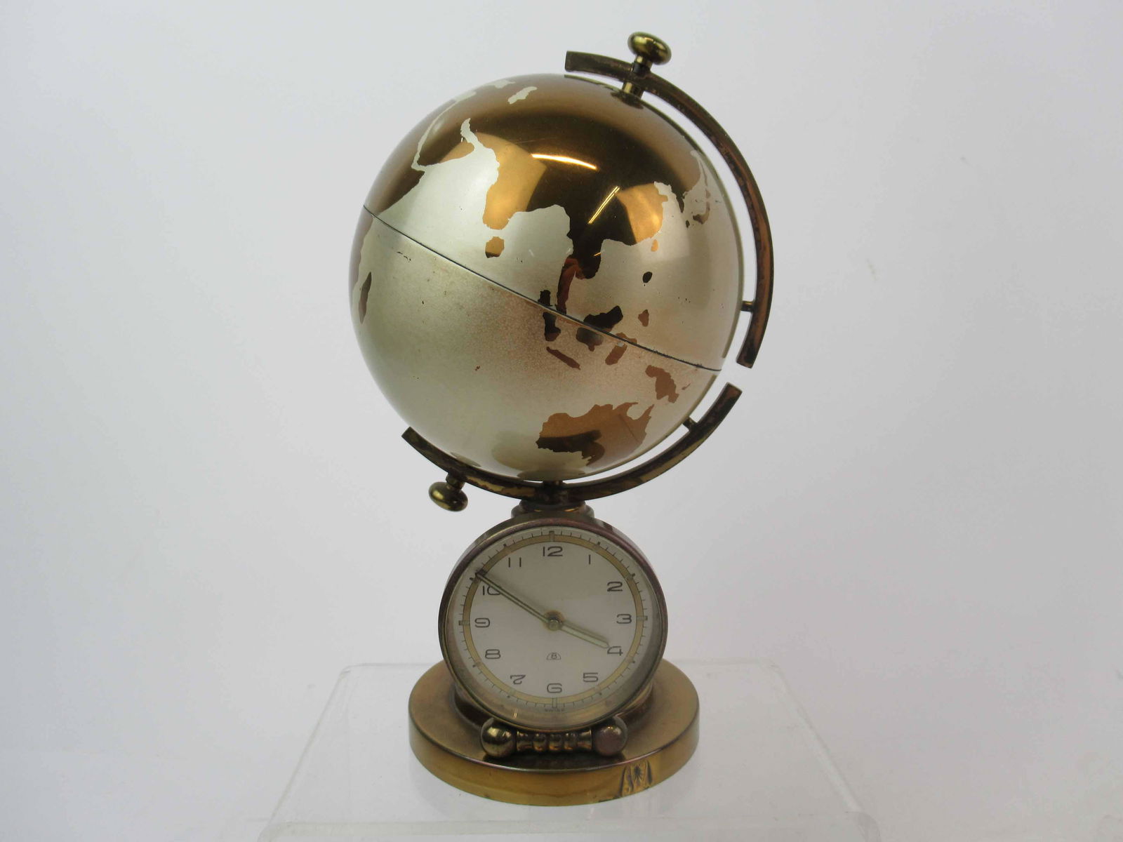 Vintage Globe Clock With Cigarette Dispenser (1 of 8)