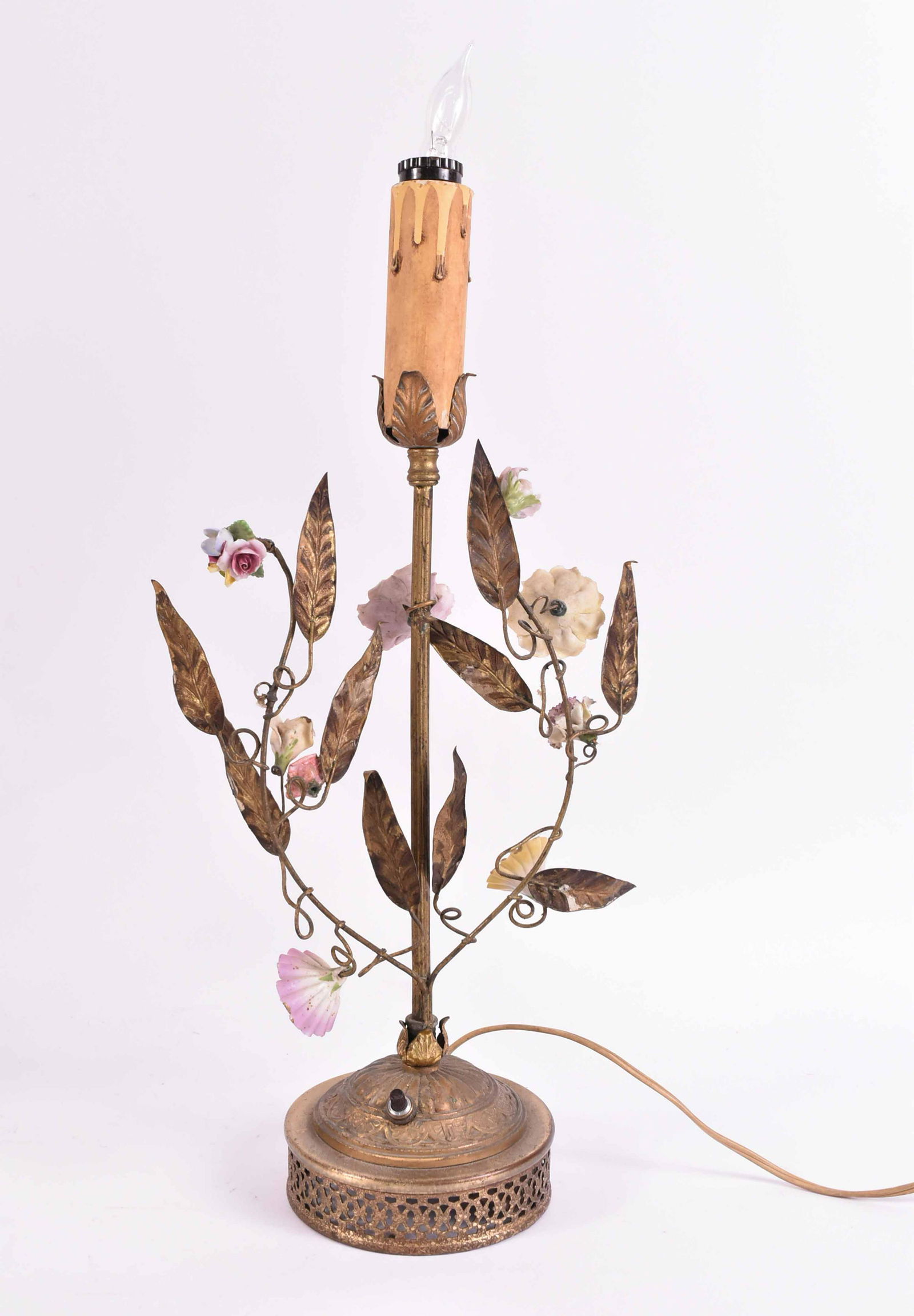 Pair of Gilt Tole Table Lamps with Flowers (1 of 6)