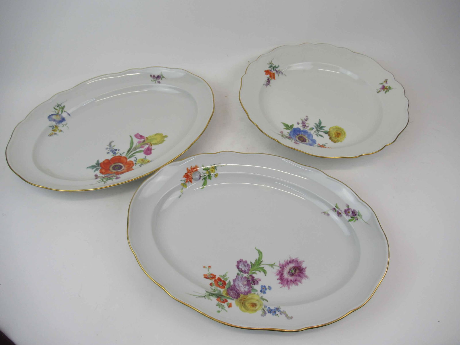 Three Meissen Porcelain Floral Serving Platters (1 of 7)