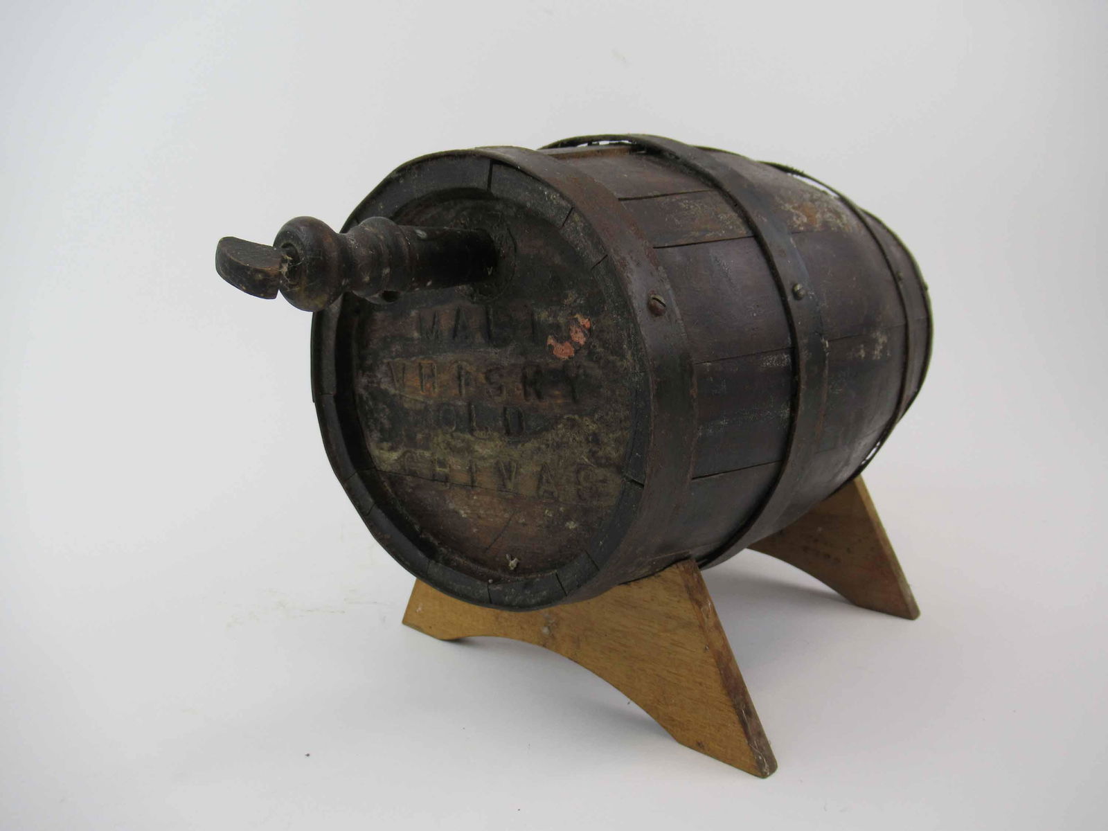 Vintage Diminutive Old Oak Whiskey Barrel (1 of 4)