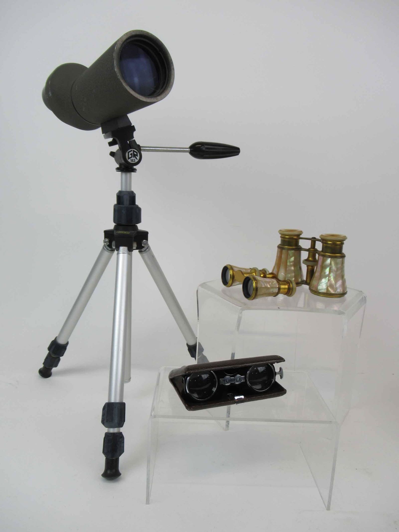 Two Pairs of Lemaire Fe Paris Opera Glasses: Two Pairs of Lemaire Fe Paris Opera Glasses with mother of pearl. Together with a Turtle collapsible Opera glasses and Bushnell Spotting Stalker Scope. Used condition.