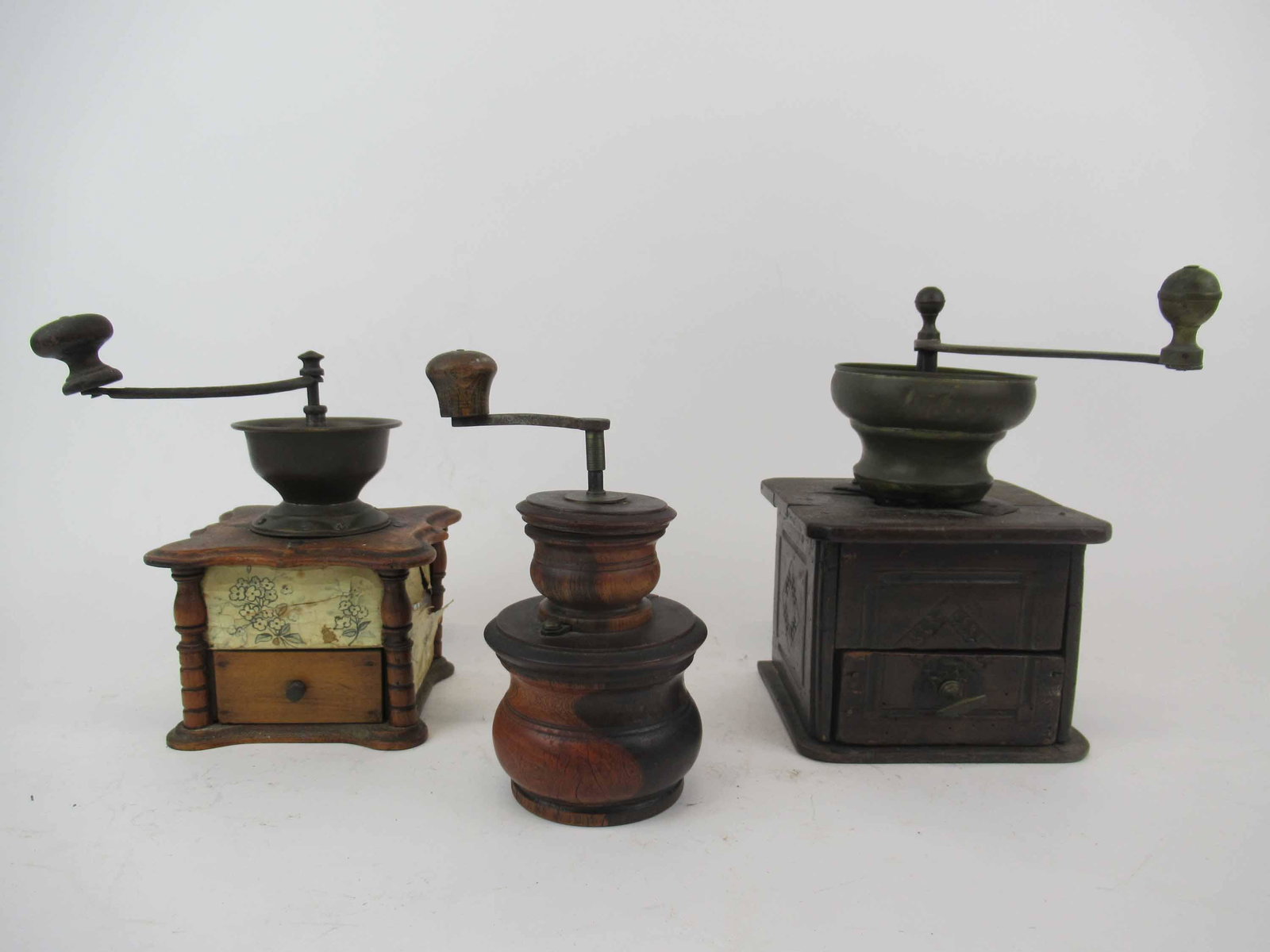 Group of Three Assorted Vintage Coffee Grinders: Group of Three Assorted Vintage Coffee Grinders. Used condition, wear, worn, maybe missing pieces and parts.