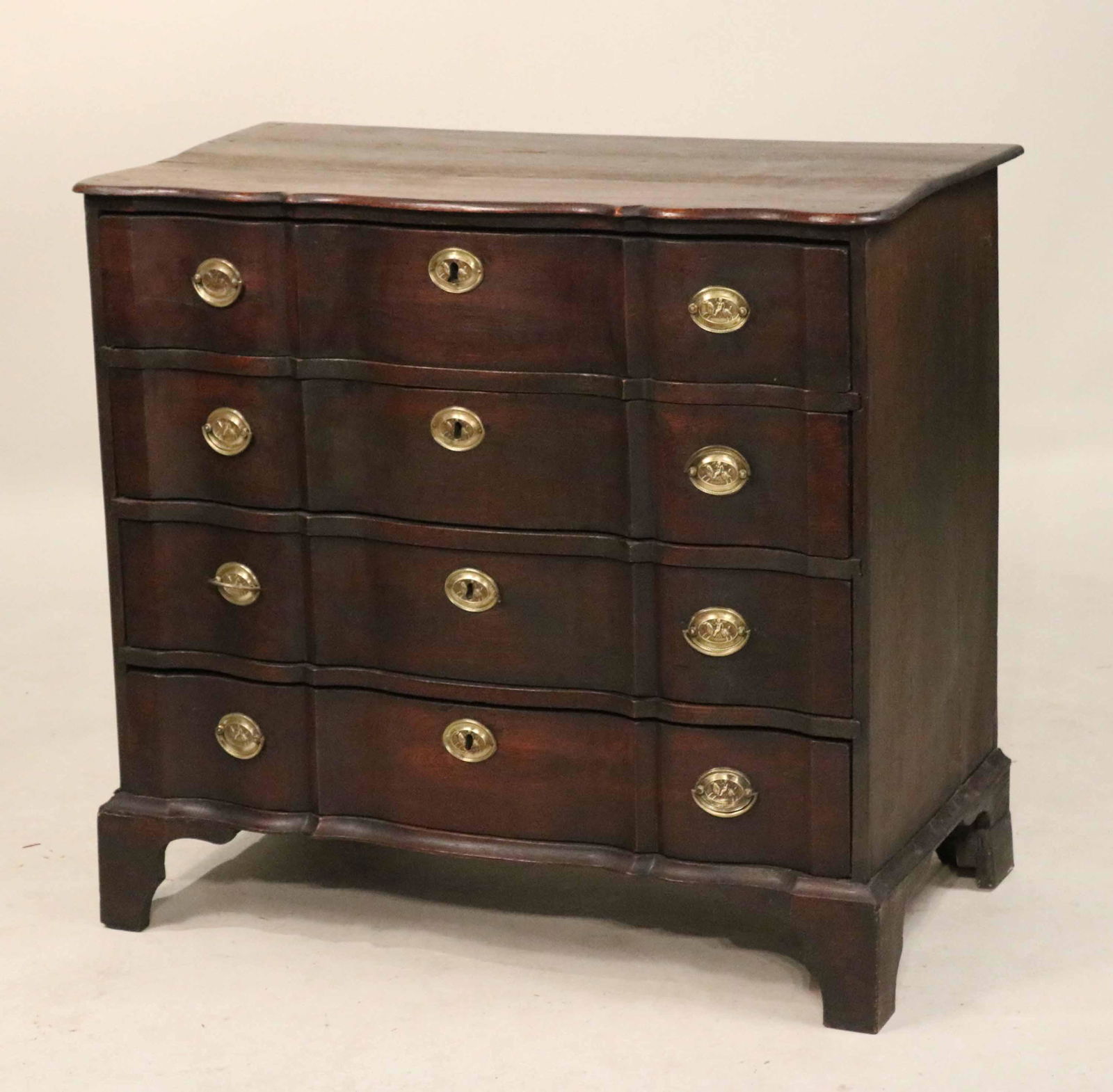 Baroque Style Oak Serpentine Chest of Drawers (1 of 5)