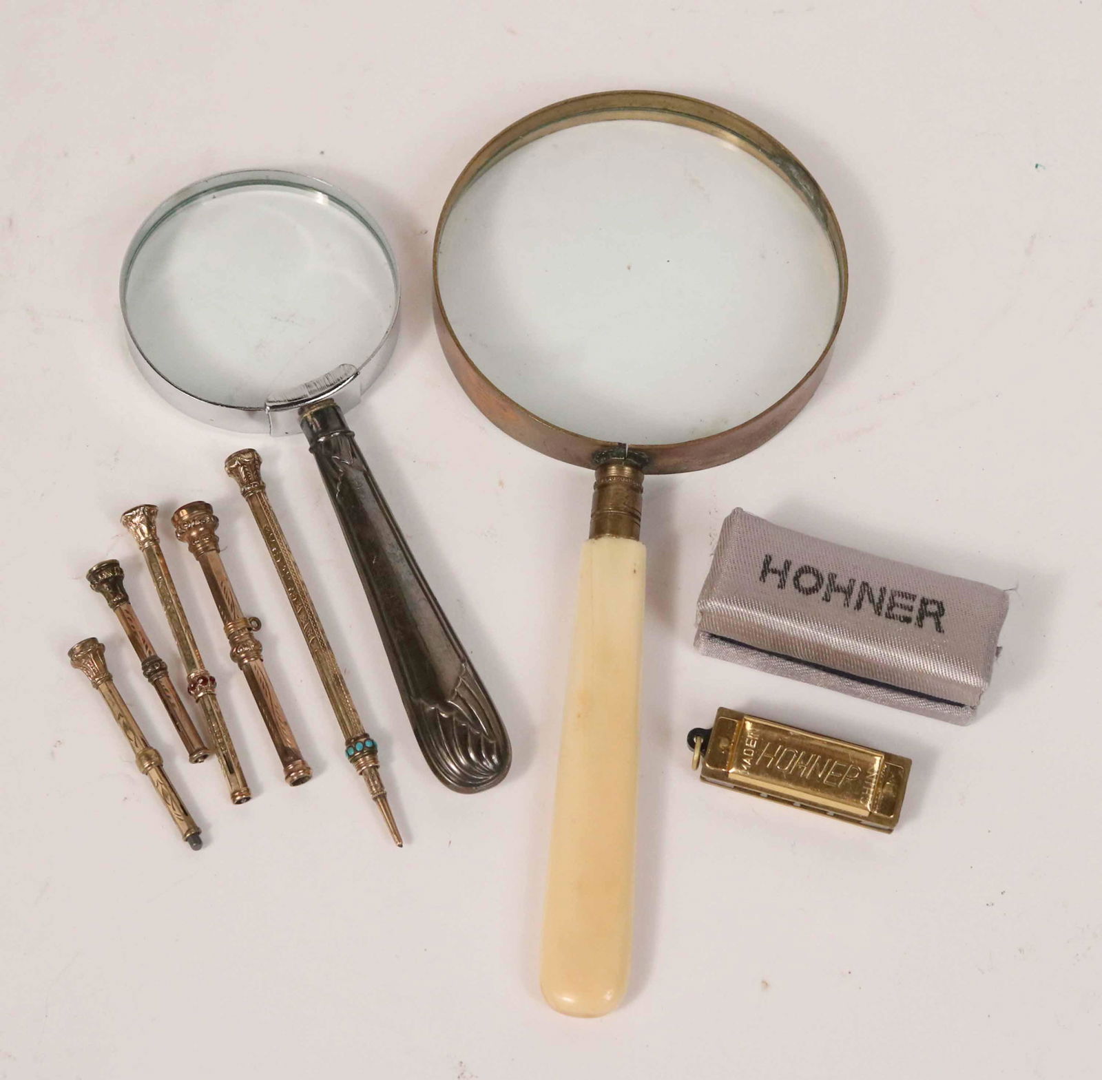 Five Vintage Mechanical Pencils (1 of 4)