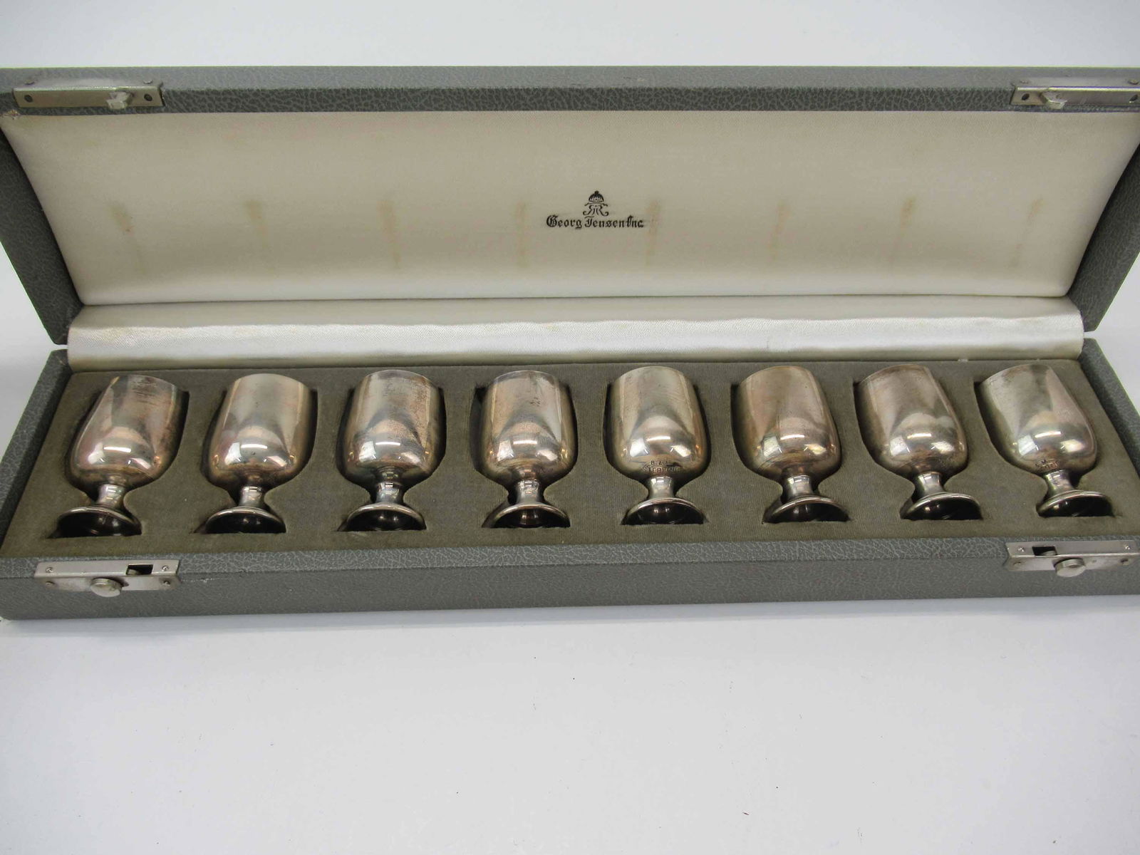 Eight B and M Sterling Silver Footed Cordials (1 of 6)