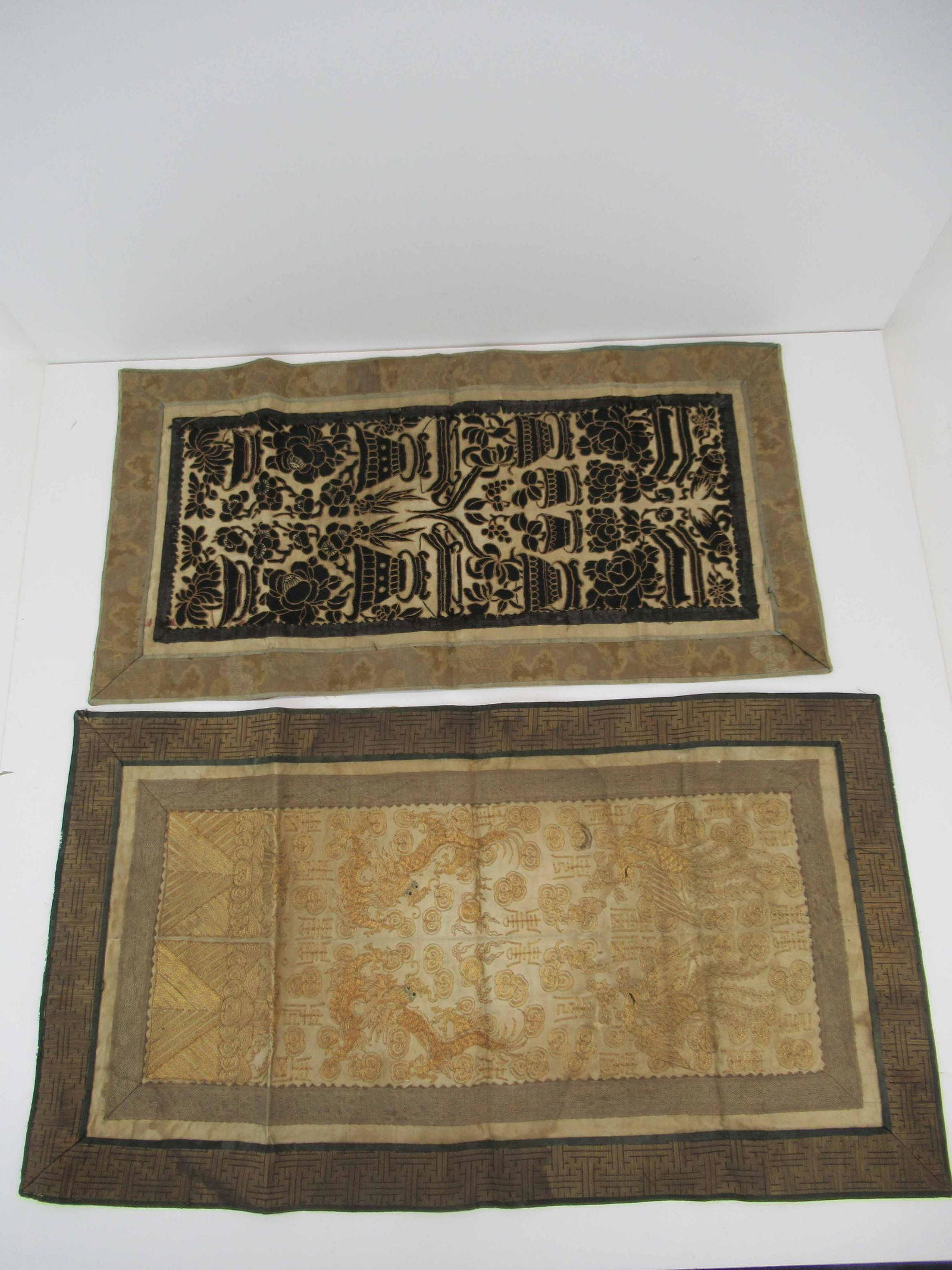 Two Vintage Chinese Embroidery Panels (1 of 17)