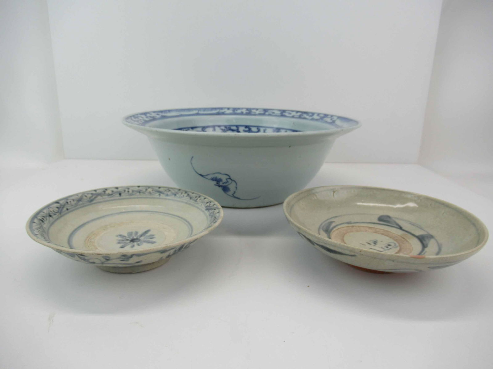 Asian Blue and White Floral Decorated Center Bowl (1 of 8)
