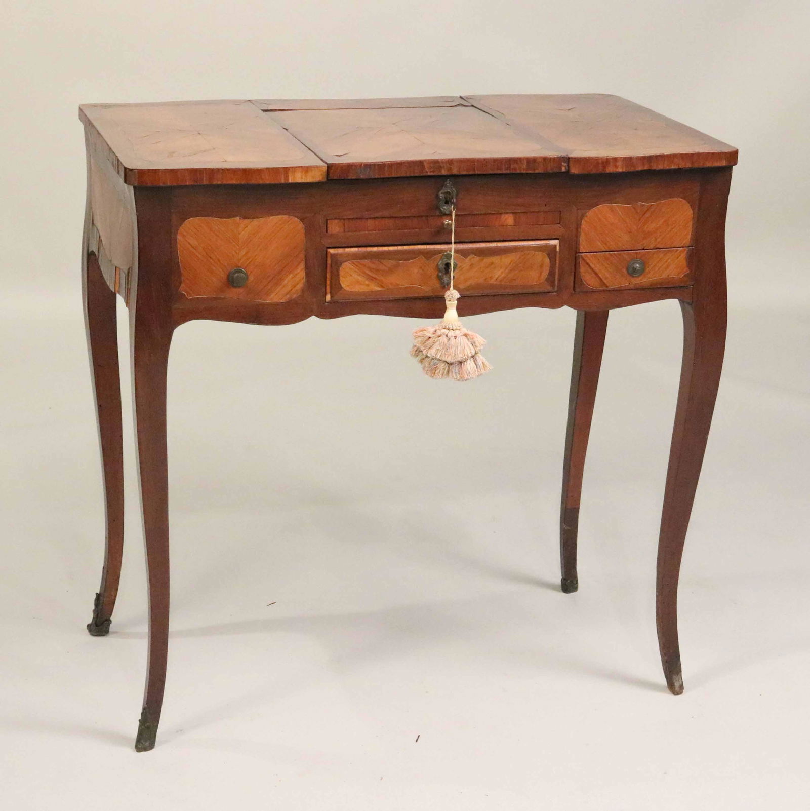 Louis XV Kingwood and Tulipwood Dressing Stand (1 of 10)