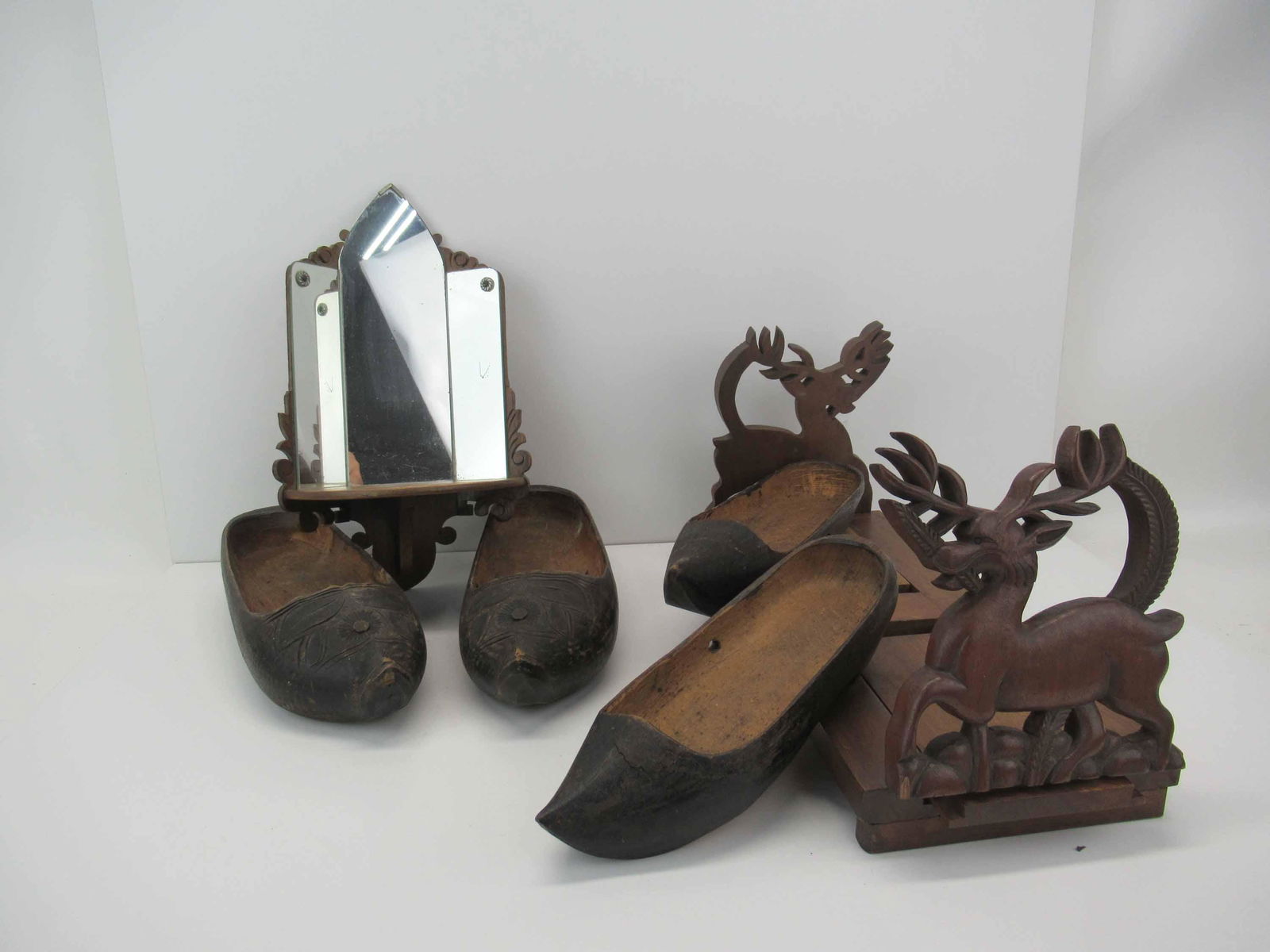2 Vintage Pairs of Carved Wooden Shoes (1 of 12)