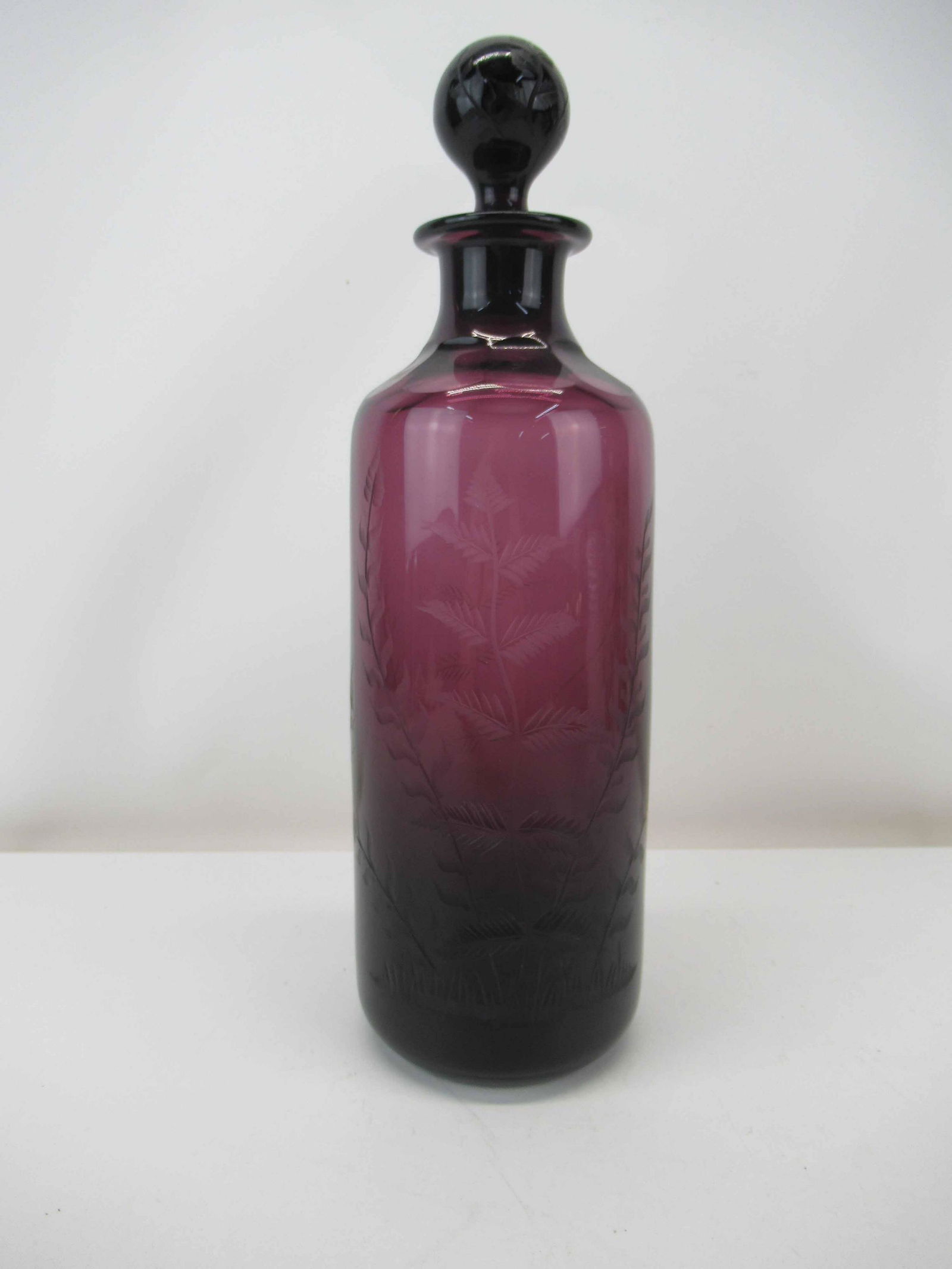 William Yeoward Crystal Amethyst Decanter (1 of 8)