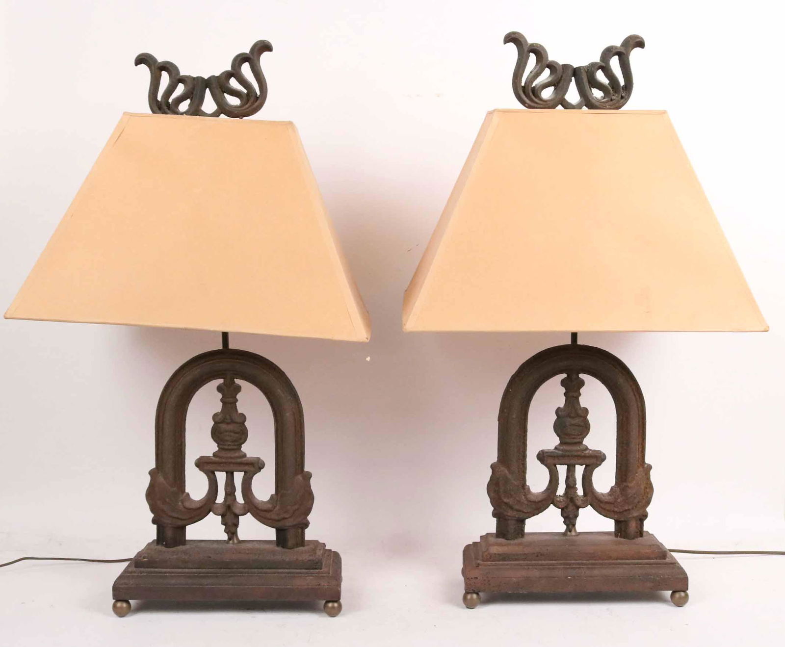 Pair Art Deco Cast Iron Figural Table Lamps (1 of 5)