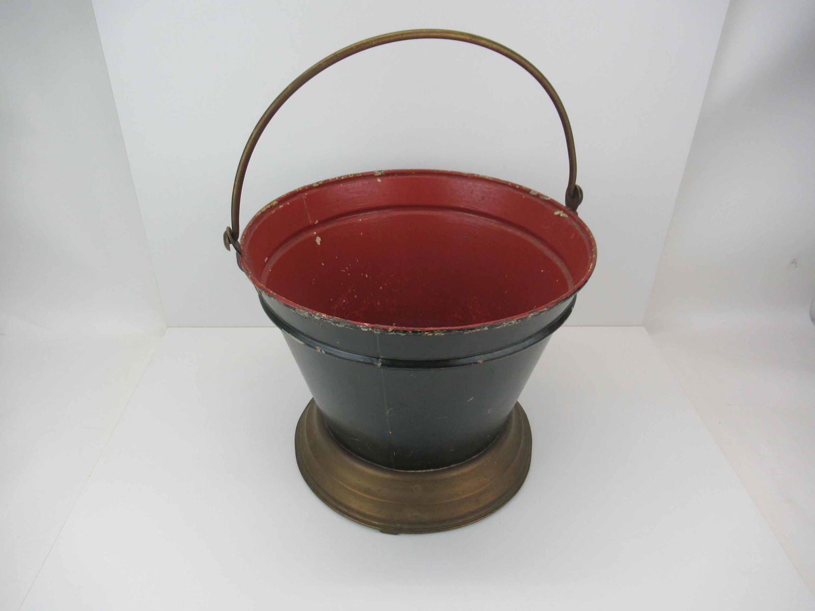 Vintage Green Painted Coal Scuttle (1 of 6)