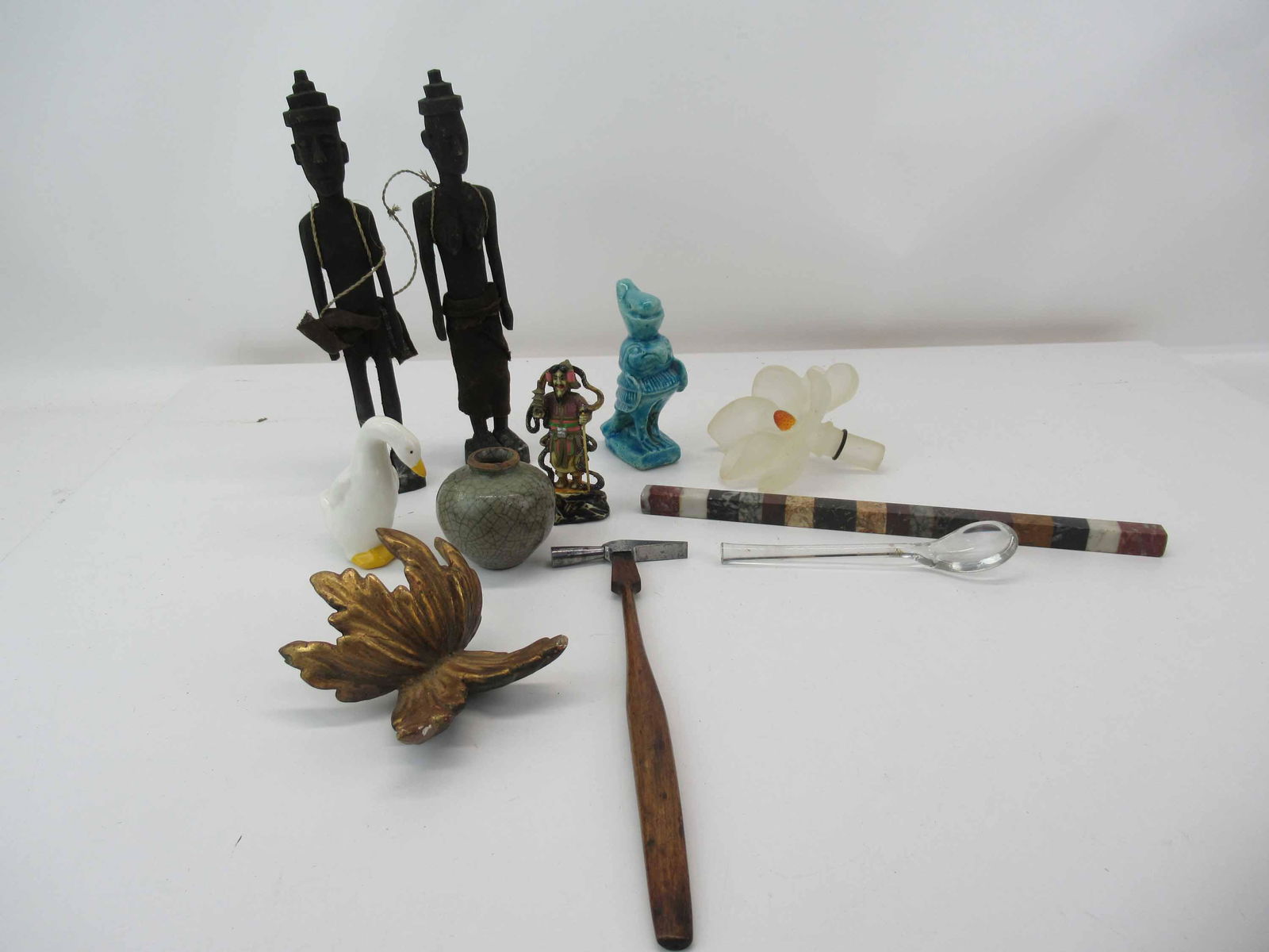 Group of Assorted Table Articles (1 of 8)