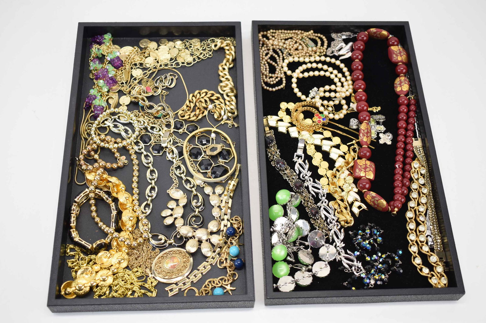 Group of Assorted Costume Vintage Jewelry (1 of 6)