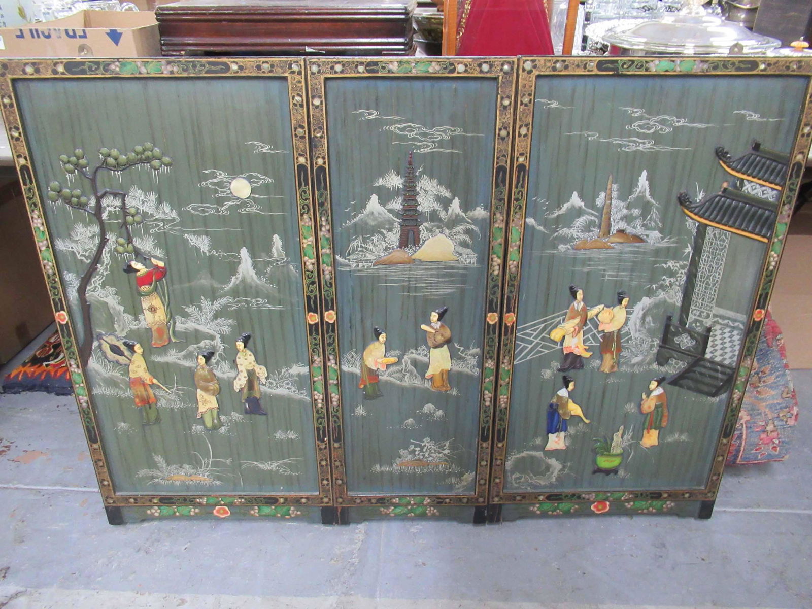 Japanese Three Panel Folding Table Screen (1 of 8)