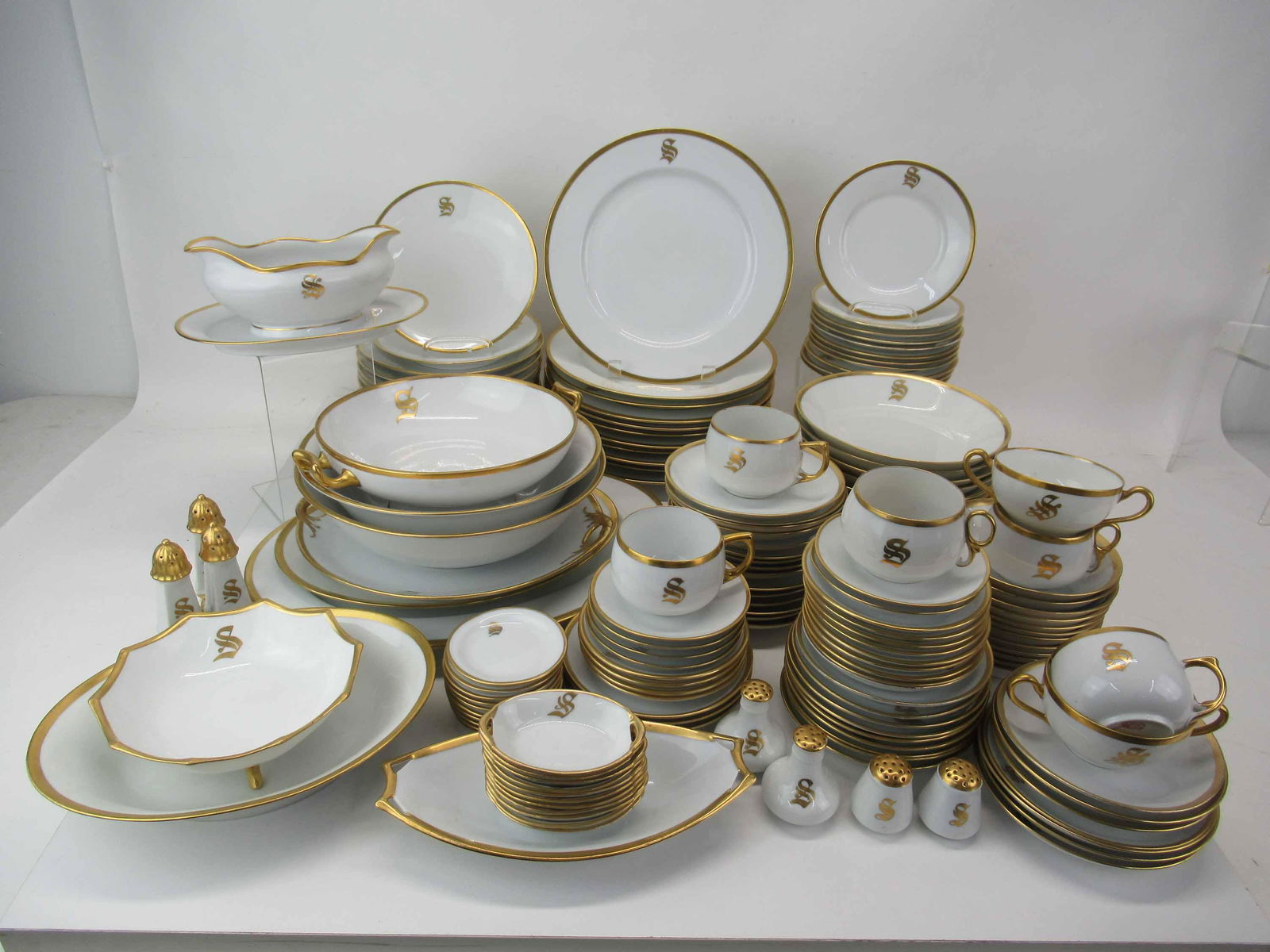 Assembled Set of White Porcelain Dinnerware (1 of 10)