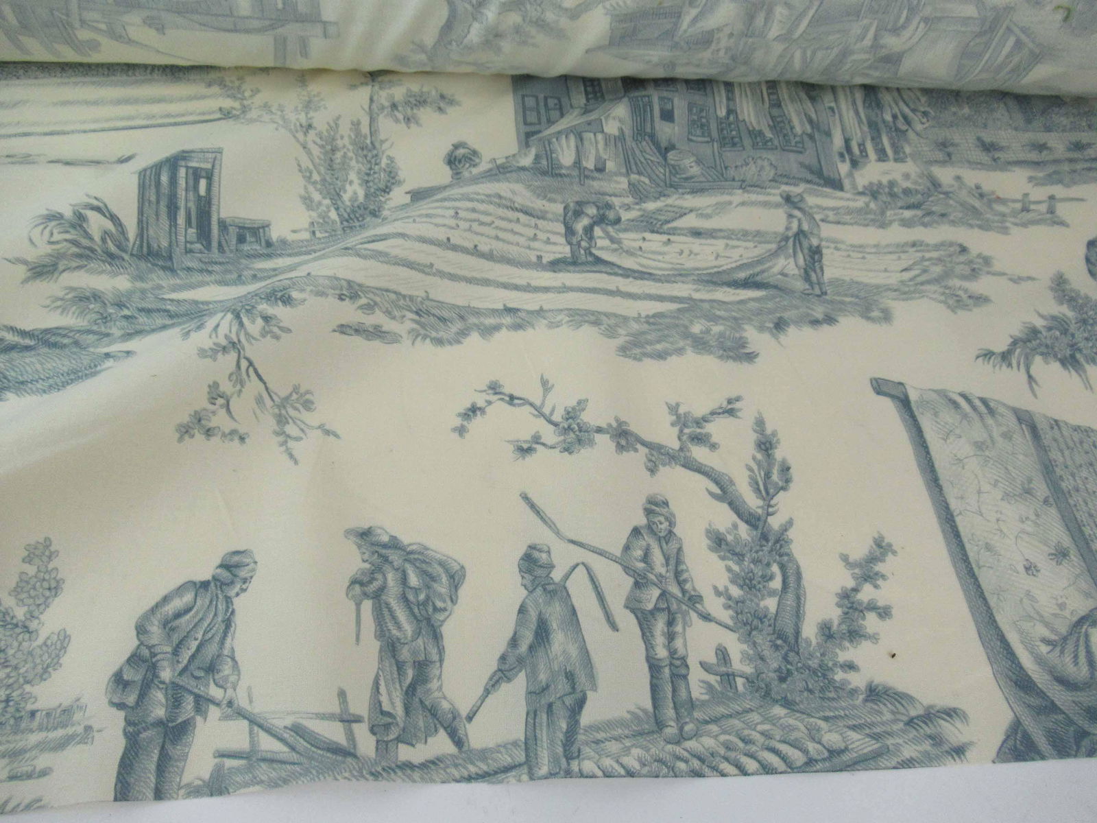 Blue Toile Fabric Bolt (1 of 4)