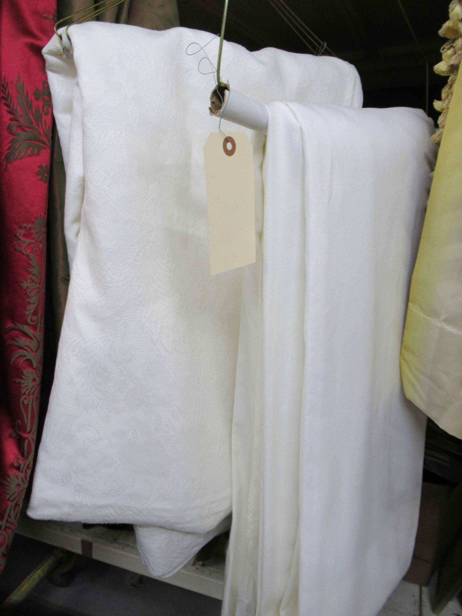 White Damask Banquet Table Cloth (1 of 3)