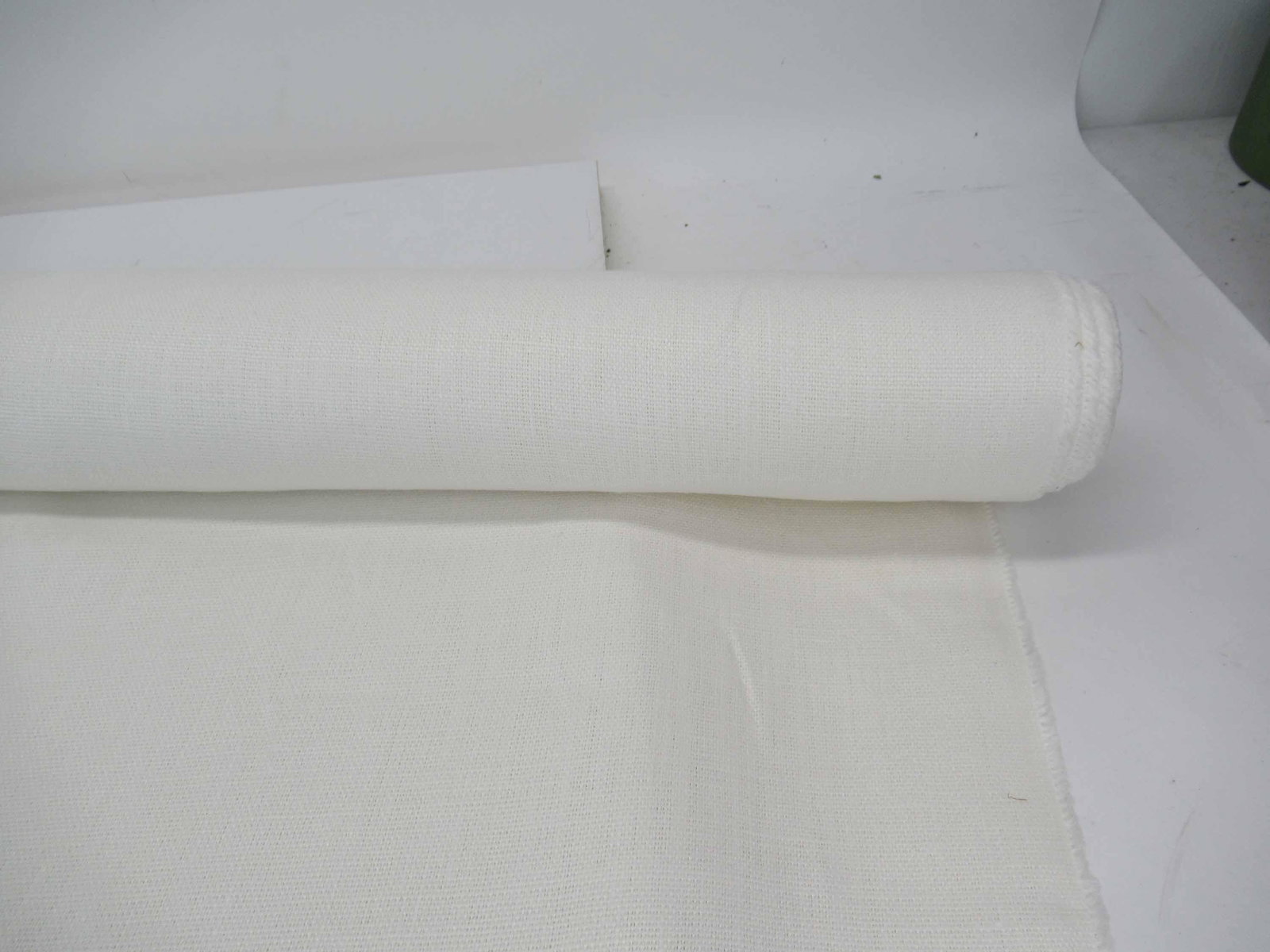 Pindler White Linen Fabric Bolt: Pindler White Linen Fabric Bolt. 56" wide, Approximately 3 1/2 yards