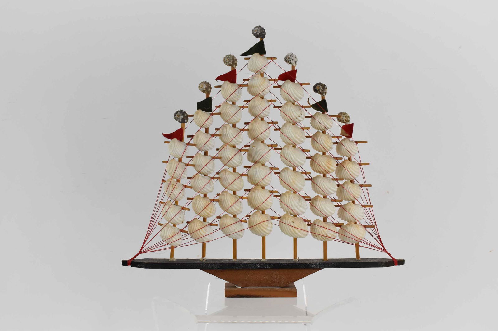 Vintage Souvenir Seashell Sailing Ship (1 of 6)