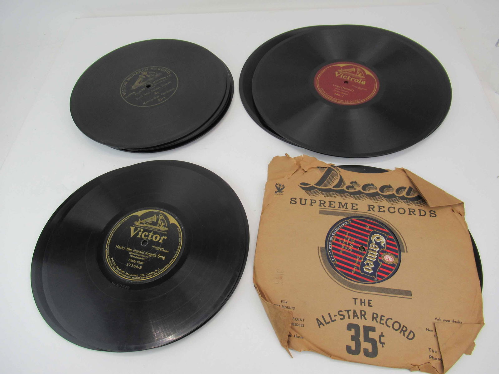 Group of Assorted Vintage Victor Victrola Records (1 of 5)