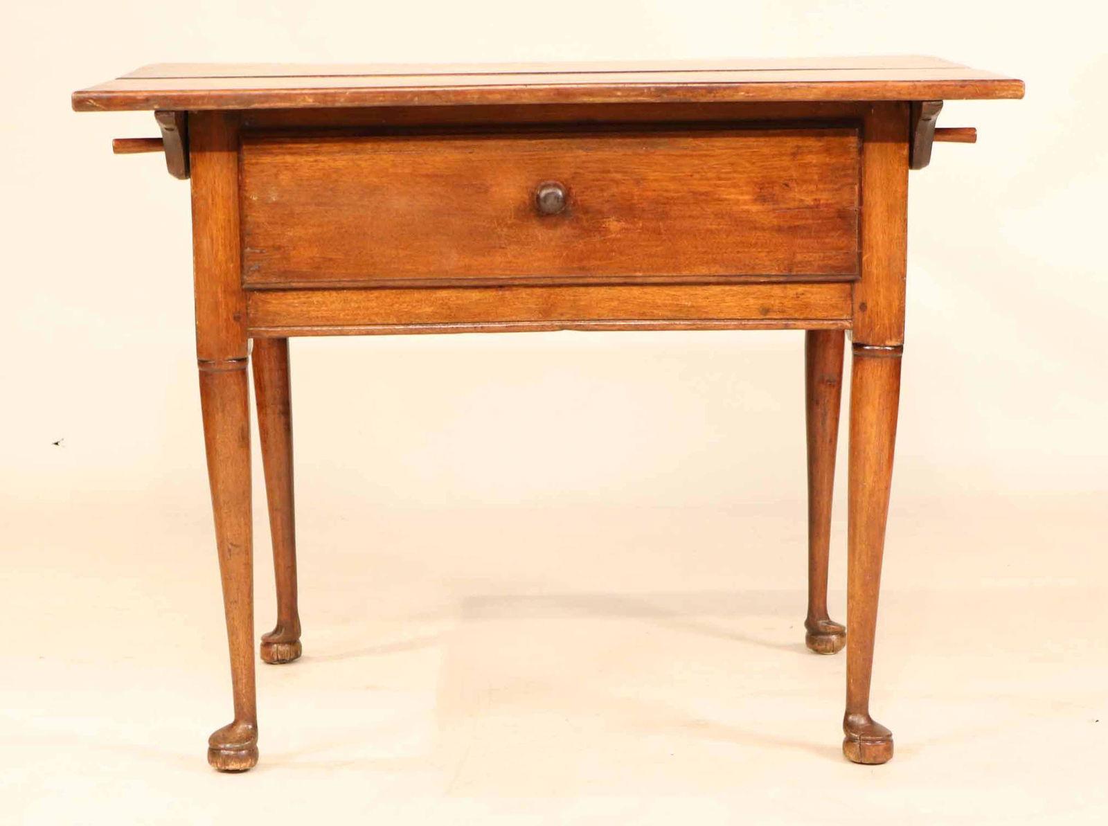 Queen Anne Walnut Tavern Table (1 of 10)