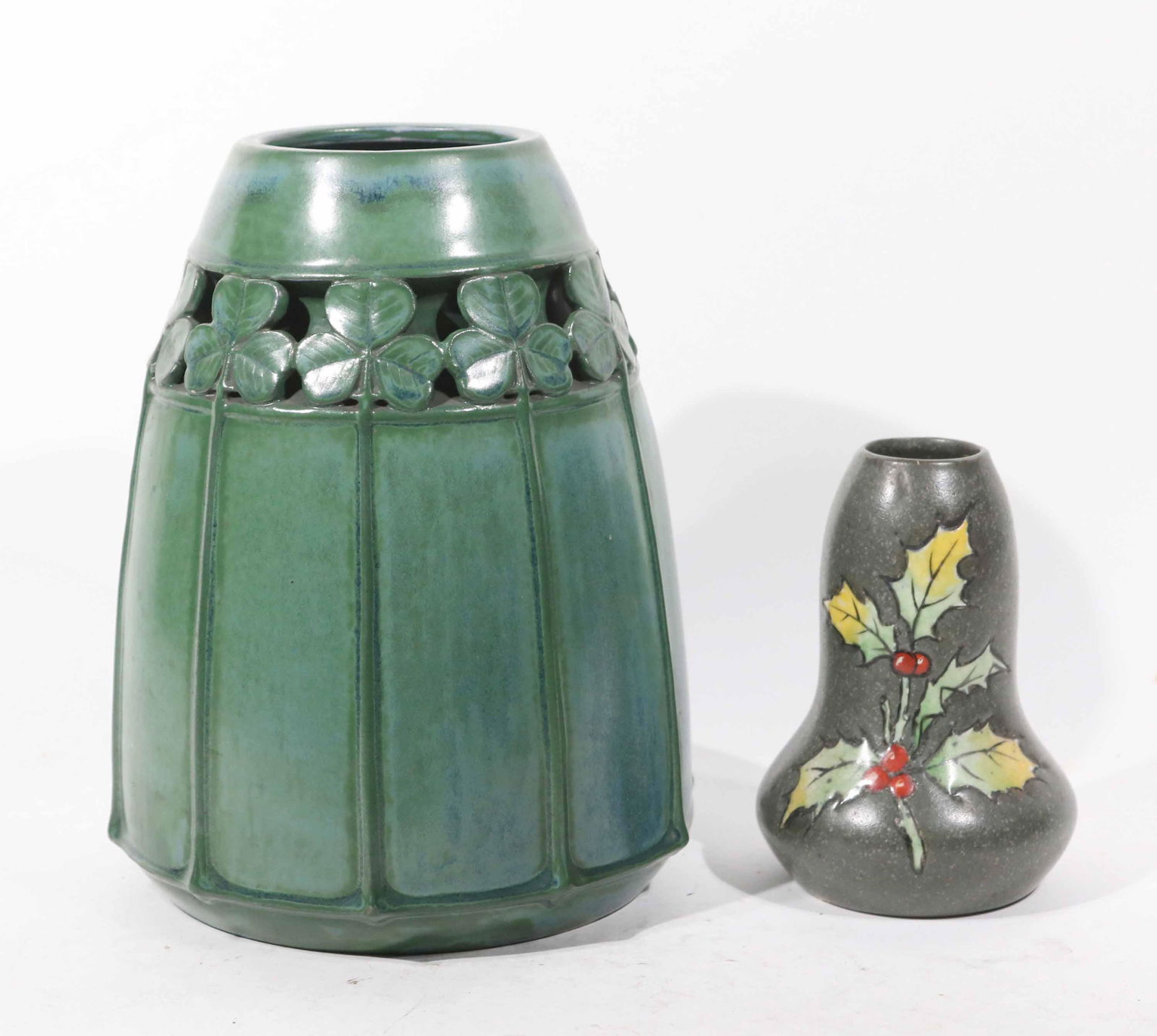 Stellmacher, Turn-Teplitz Clover Amphora Vase (1 of 6)